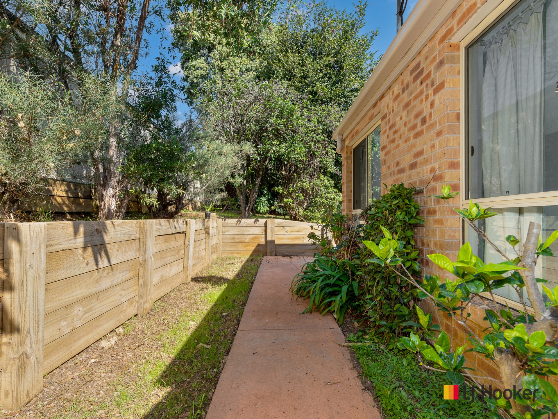 8 John Forrest Place, SUNSHINE BAY
