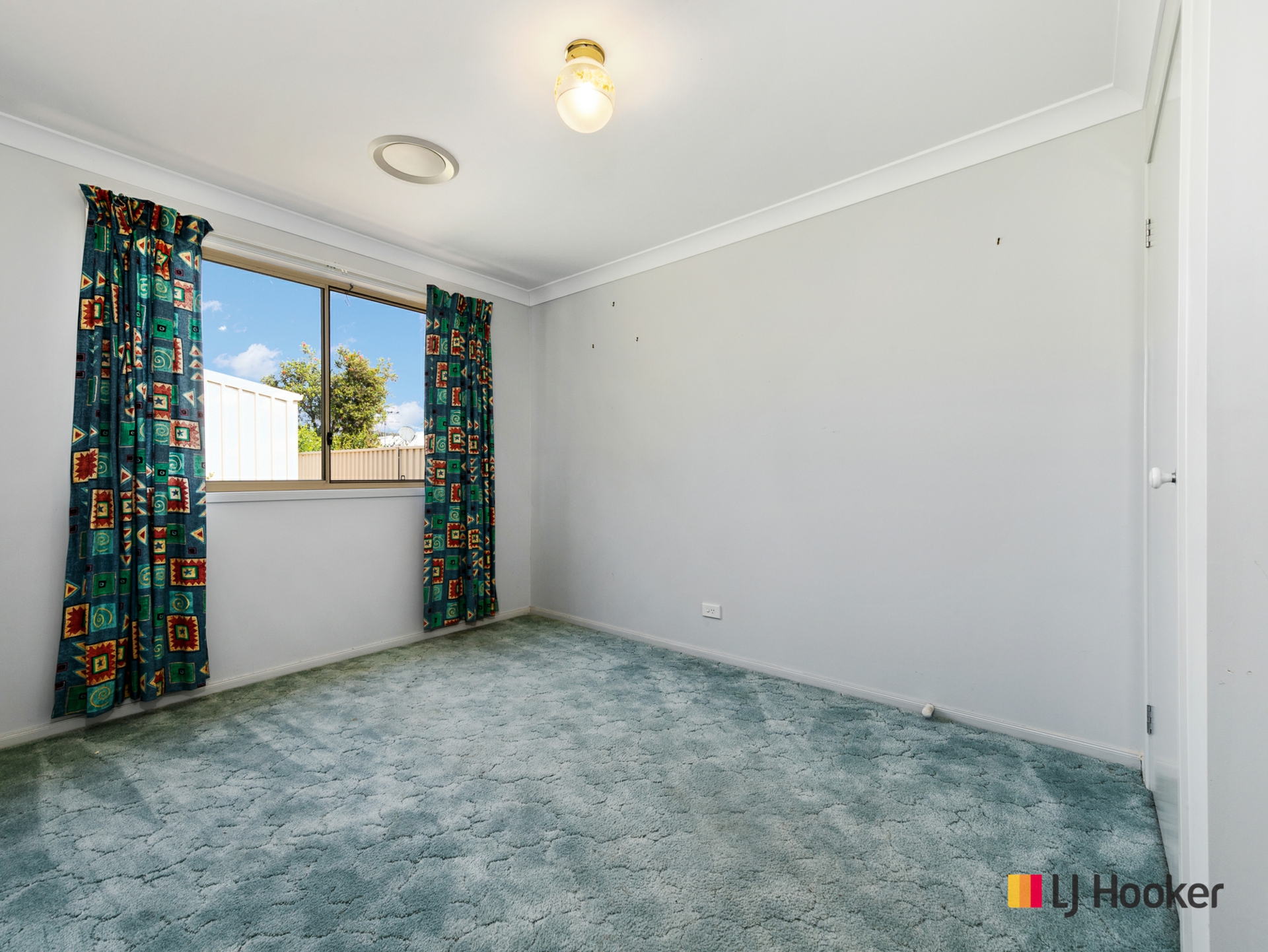 8 John Forrest Place, SUNSHINE BAY