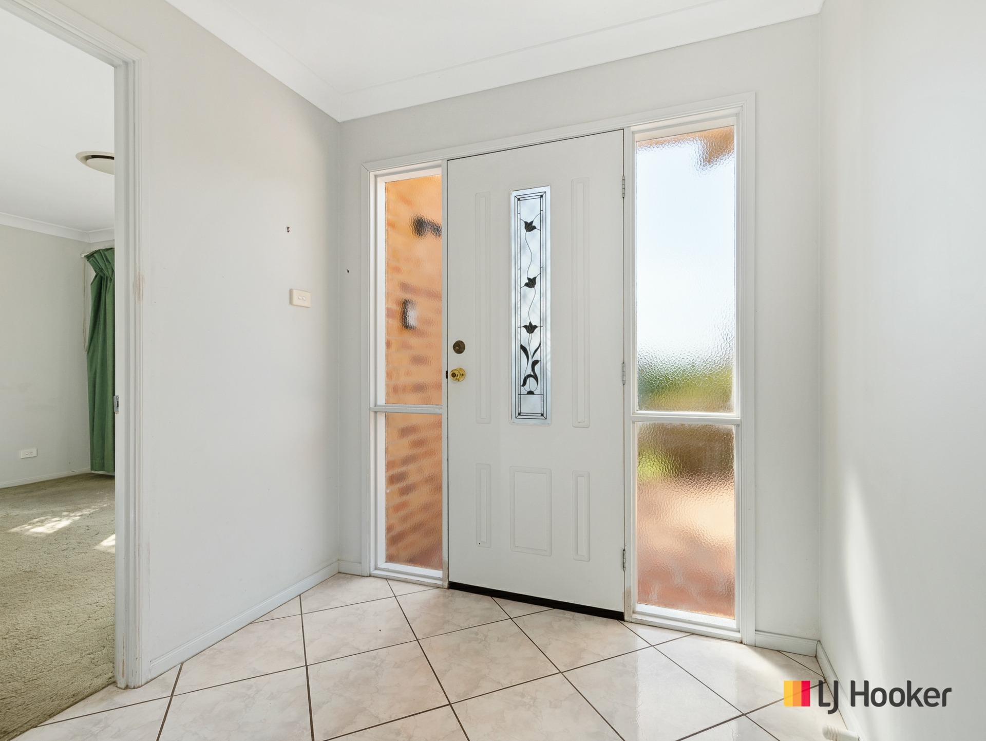 8 John Forrest Place, SUNSHINE BAY