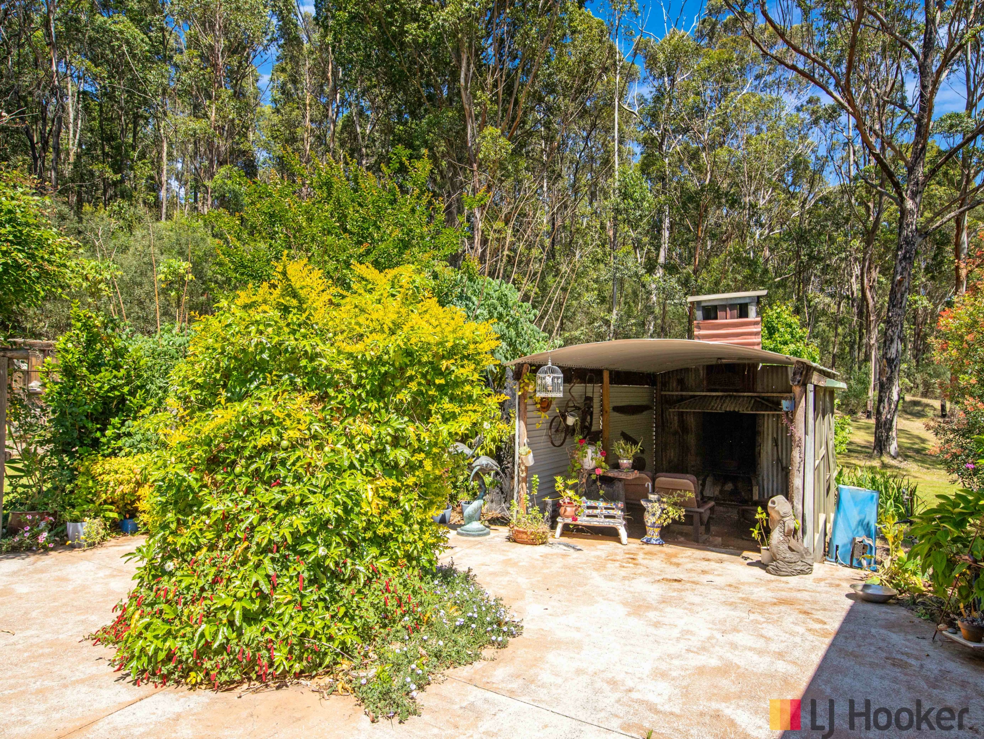 748 The Ridge Road — photo 17 of 30