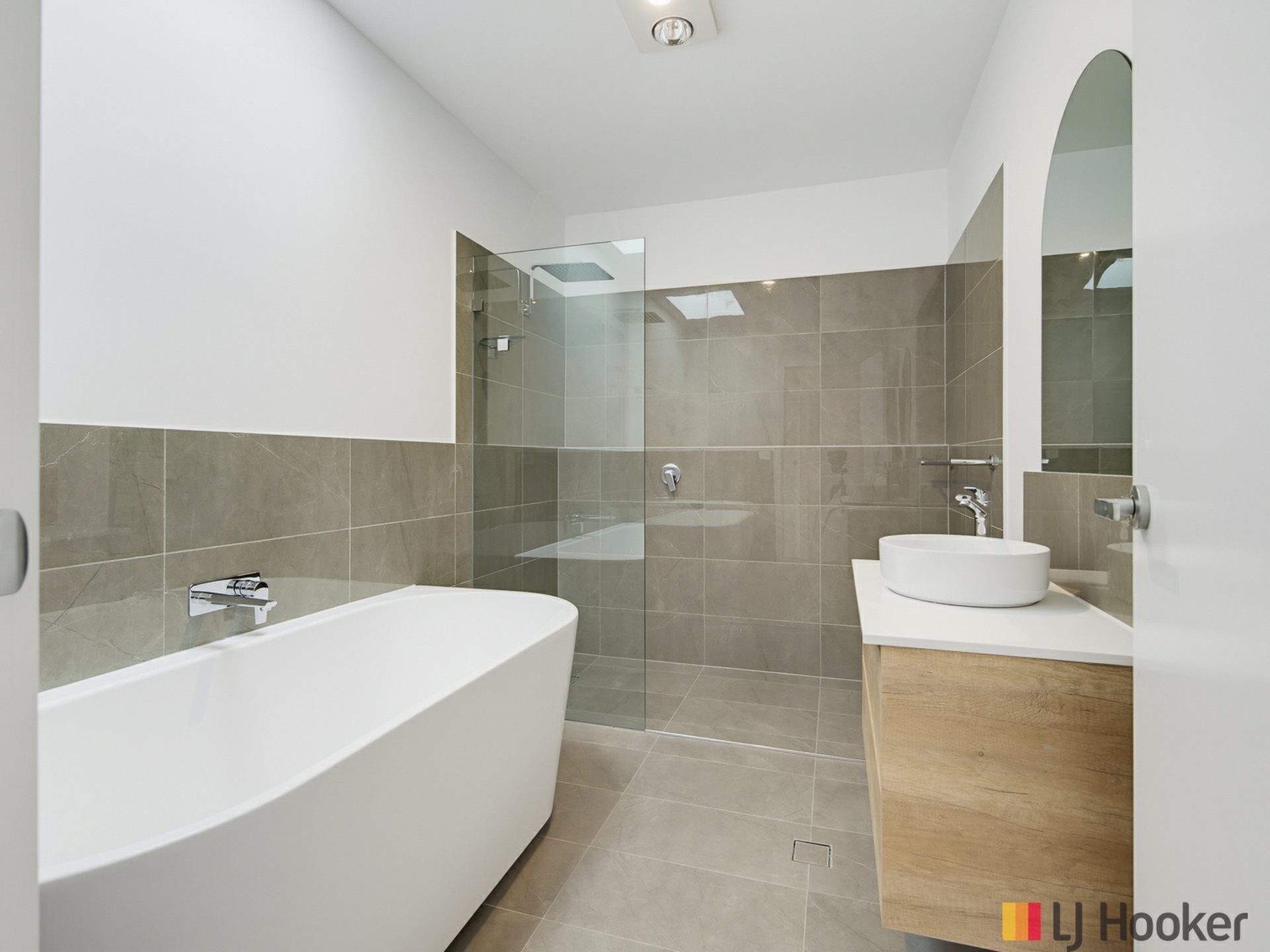 4b Vince Place — photo 6 of 30