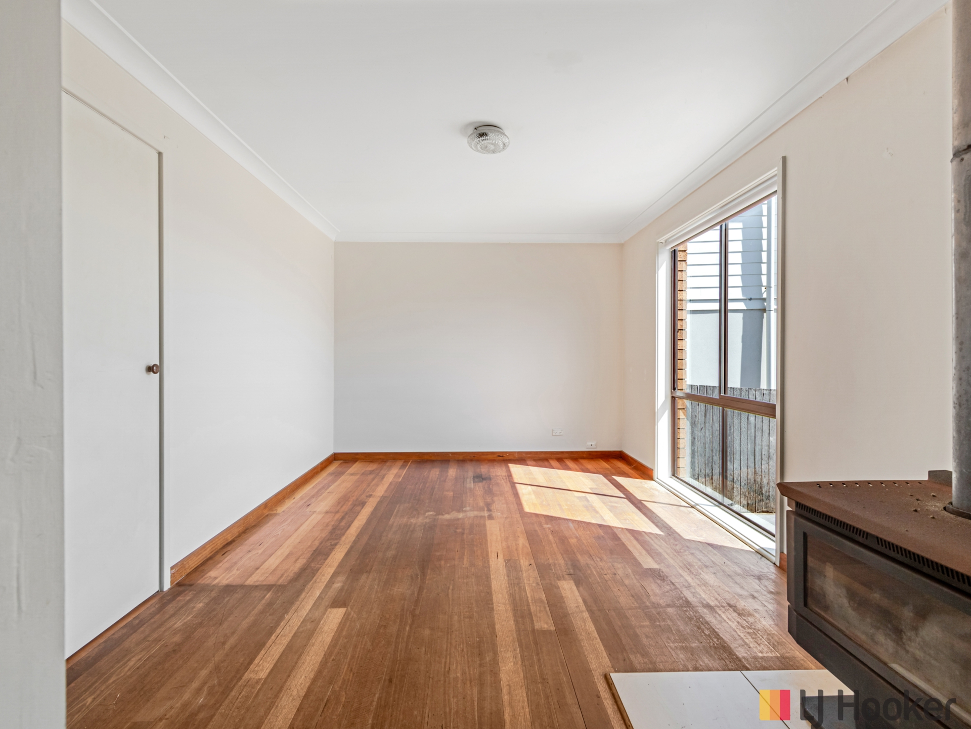 85 Tallawang Avenue — photo 26 of 30