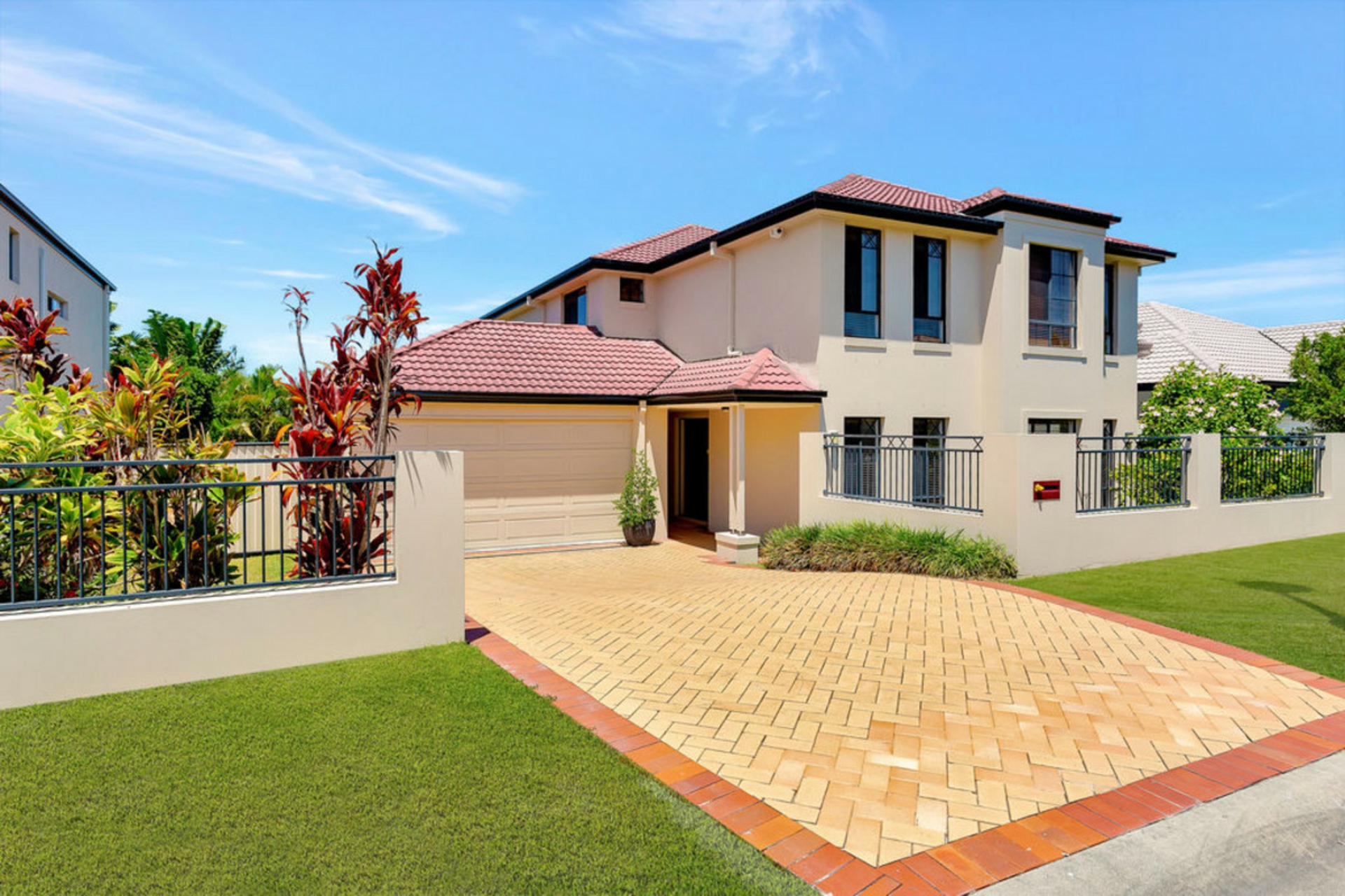 7 Gerona Circuit Varsity Lakes QLD Property Details LJ Hooker