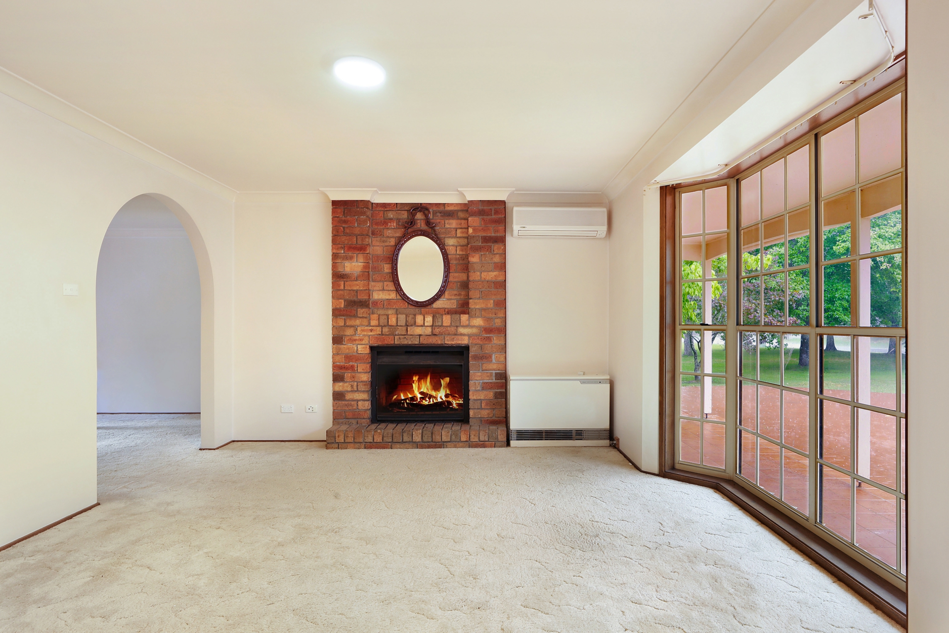 1 Lynne Close — photo 4 of 12