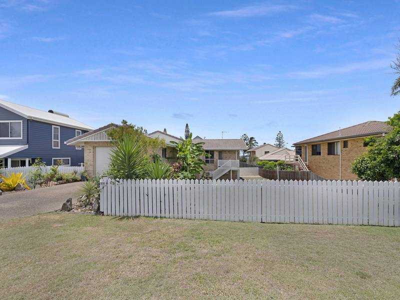 19 Oceanview Street Bargara QLD