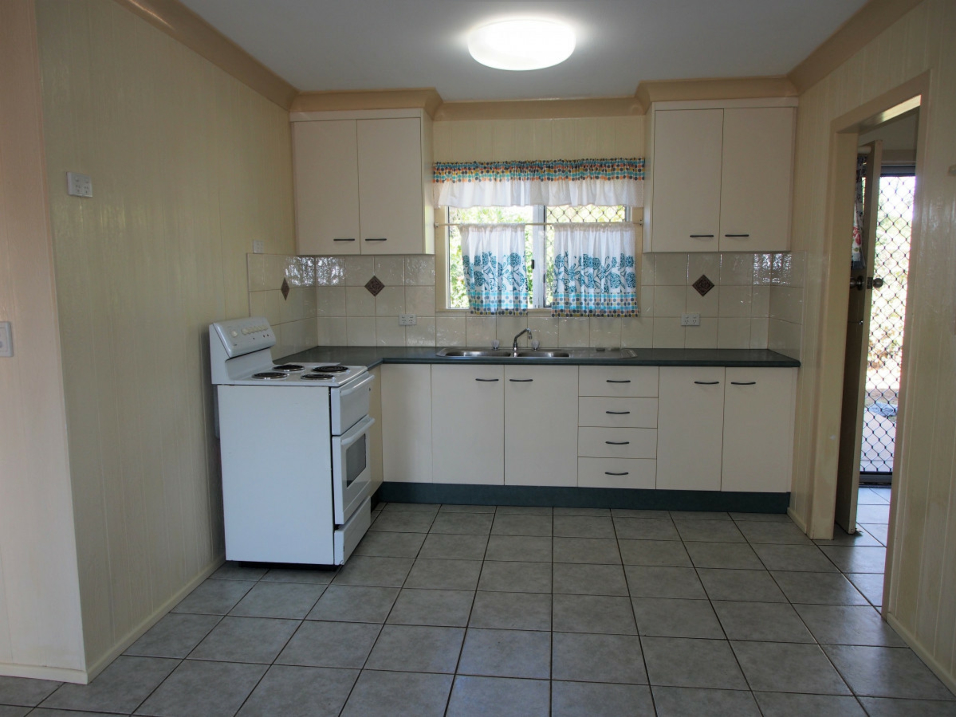 4/202 Barolin Street, BUNDABERG