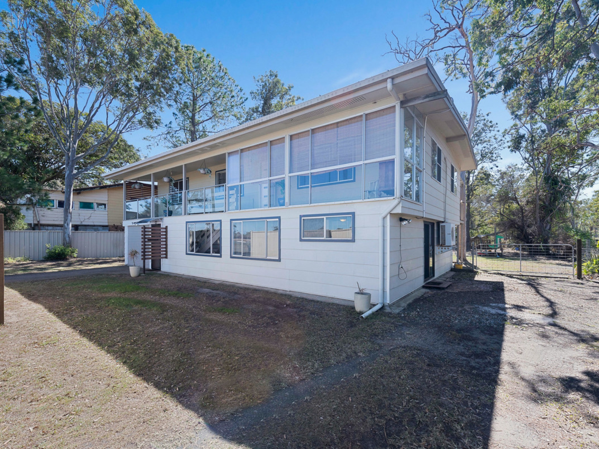 17 Von Deest Street Kensington QLD