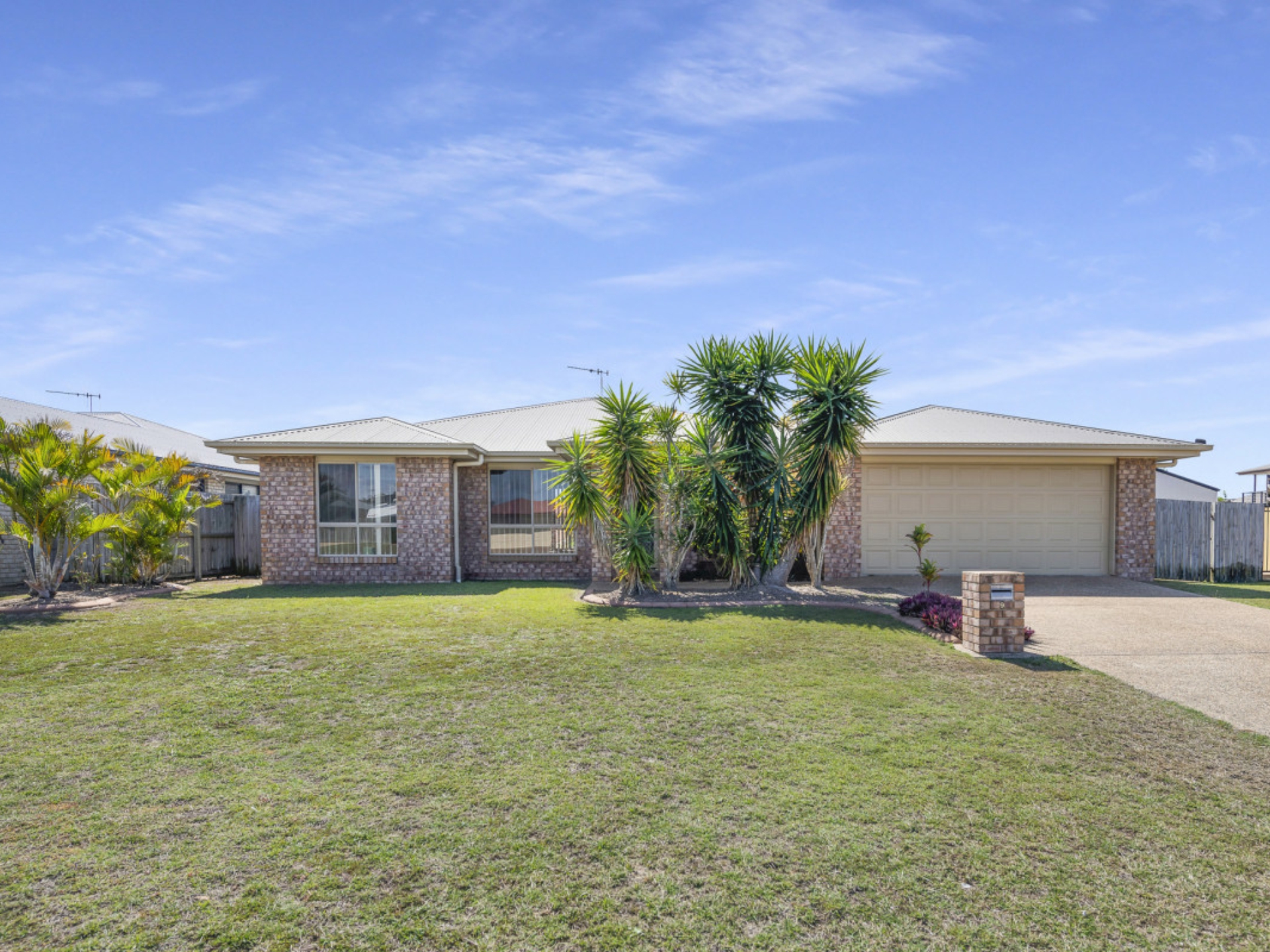 9 Halloran Court Thabeban QLD