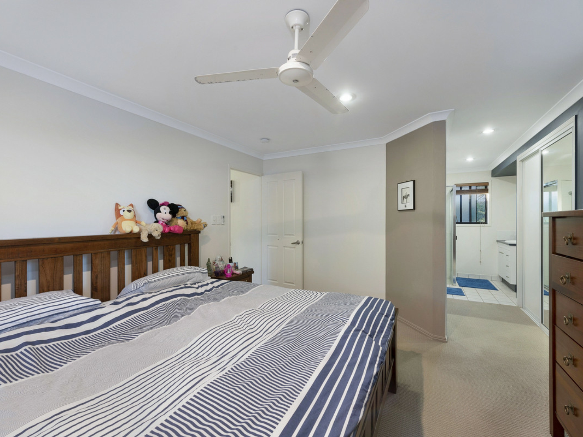 44 Heritage Drive, BARGARA
