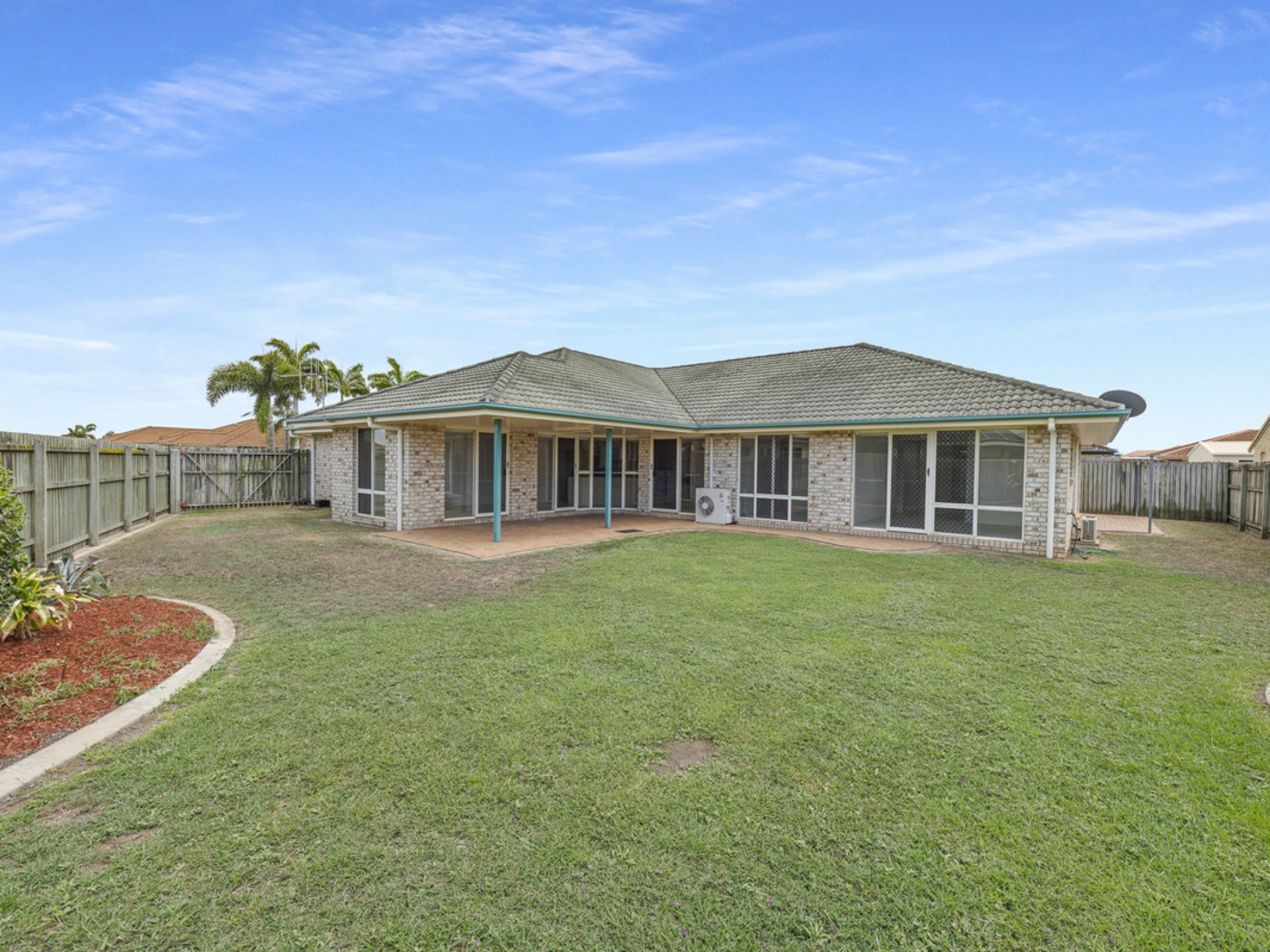 26 Chancellor Drive, AVENELL HEIGHTS