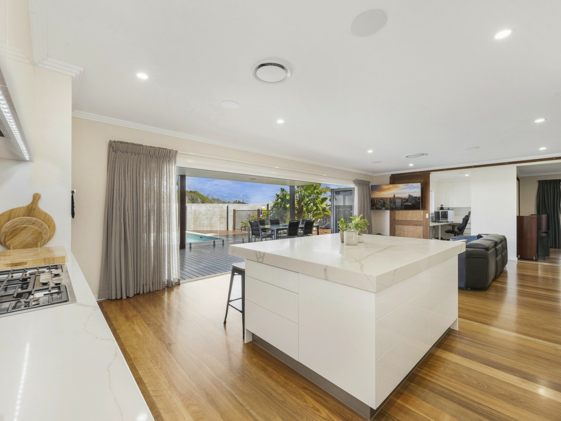 5 Anchorage Court, BARGARA