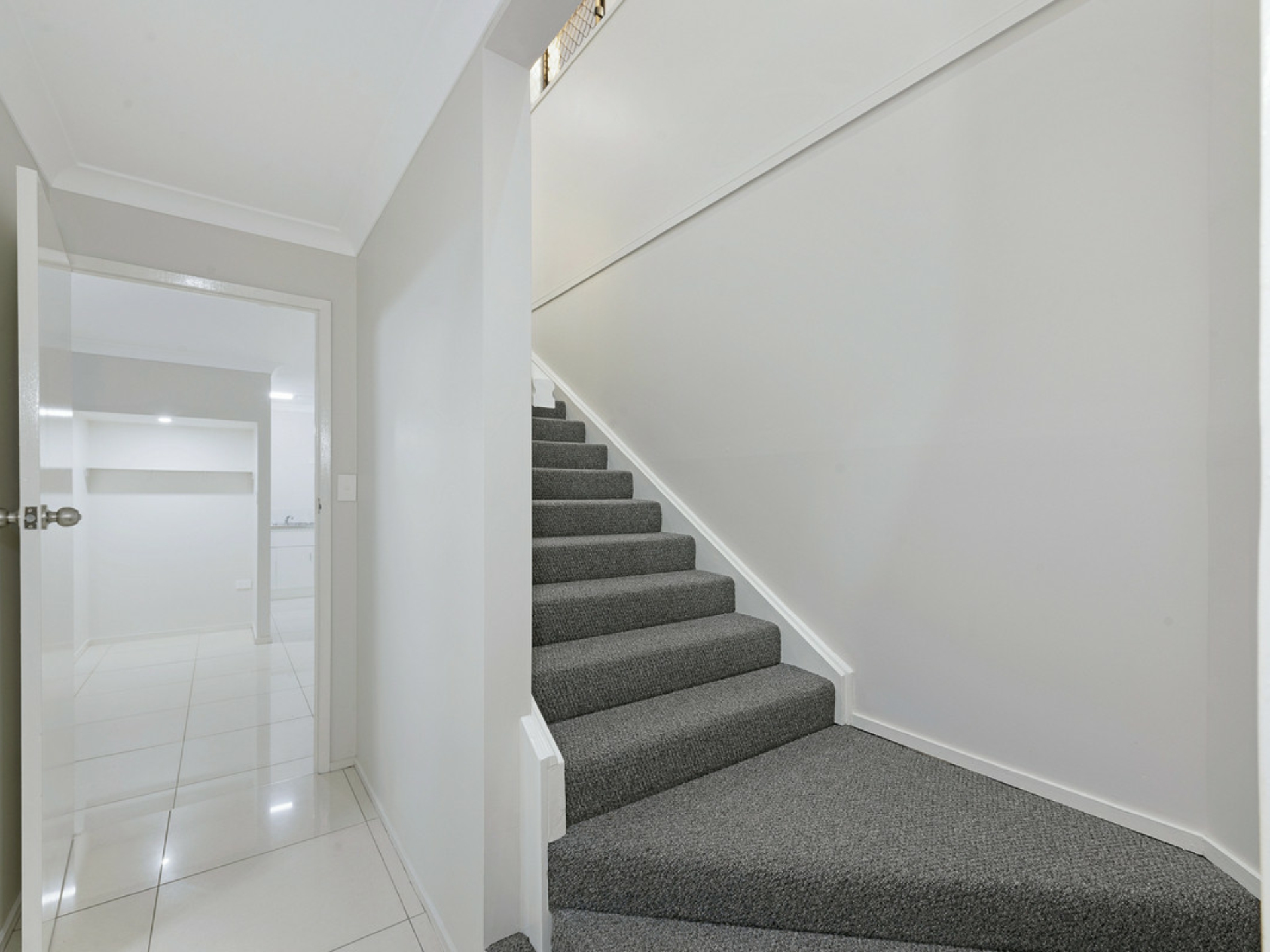 19 Arstall Street, MILLBANK