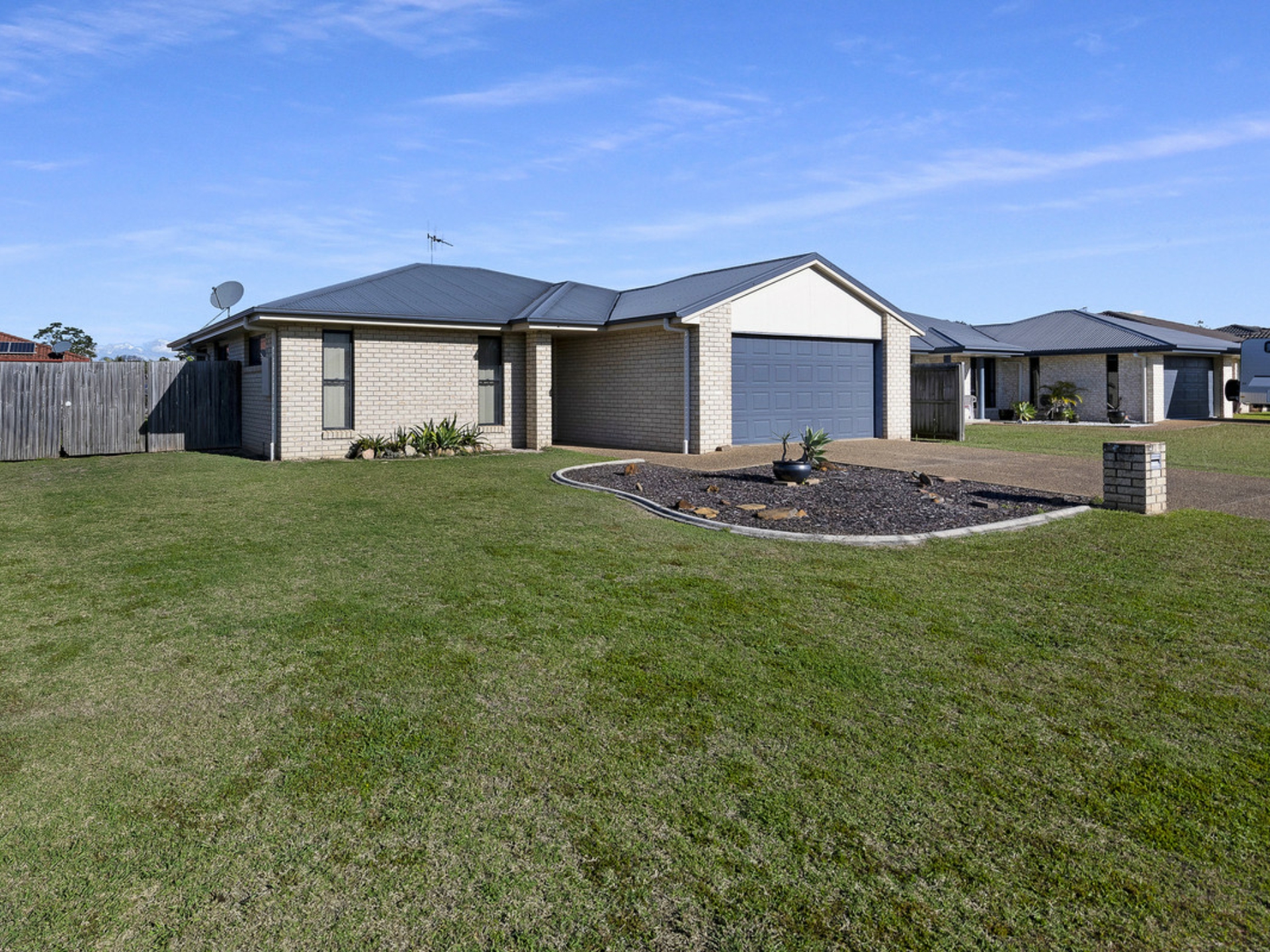16 Keppel Crescent Thabeban QLD