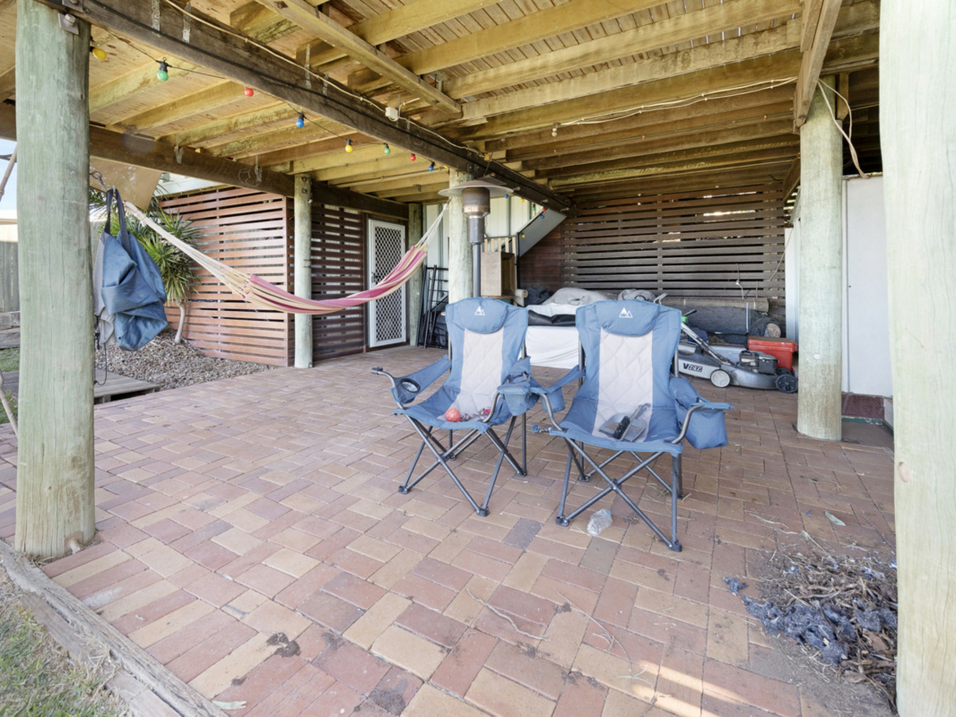 53 Rehbein Avenue Qunaba QLD
