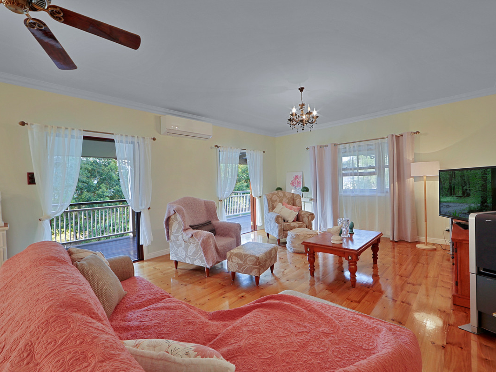 120 Davenport Drive, COONARR
