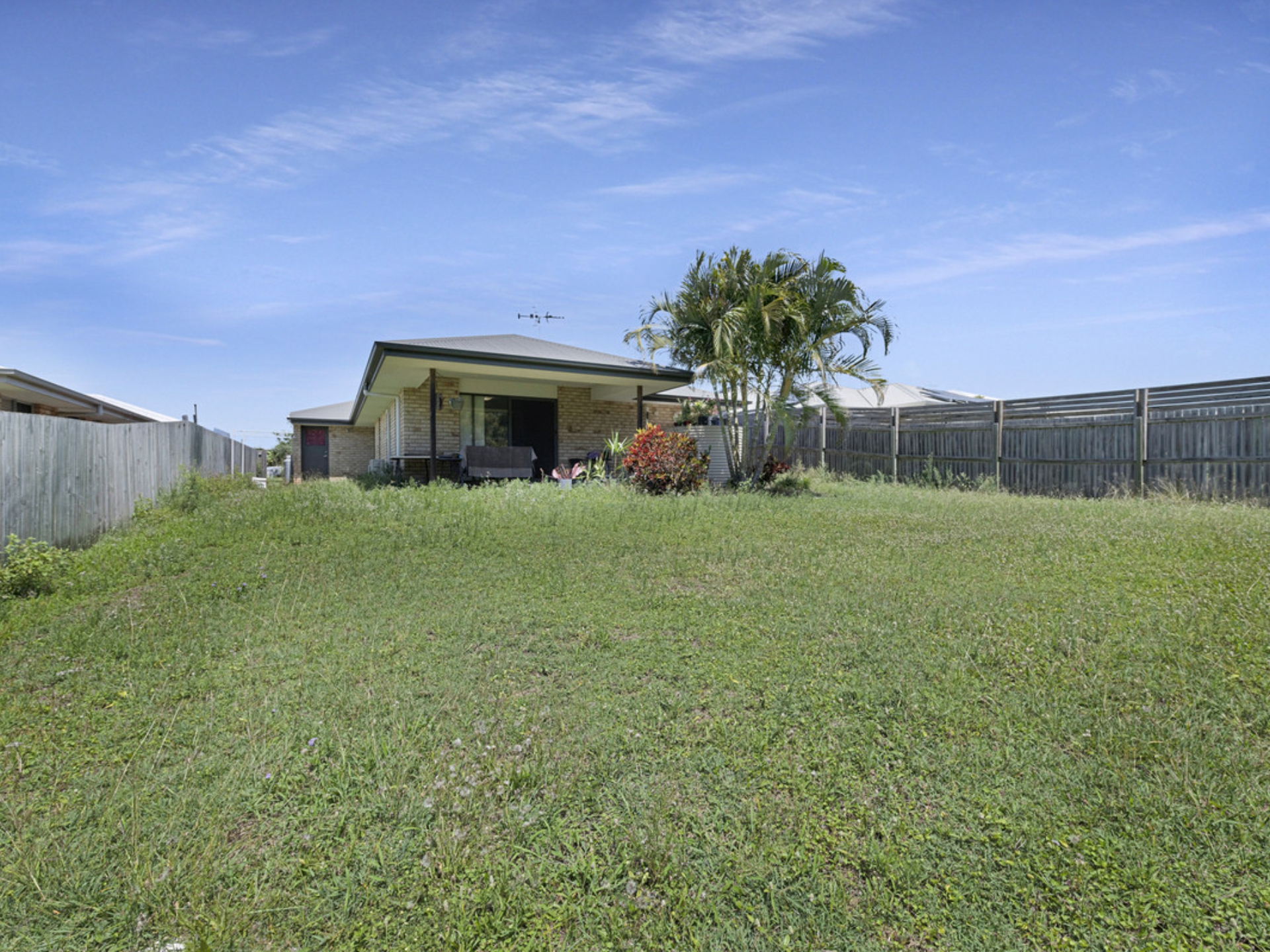 84 Neville Drive Branyan QLD