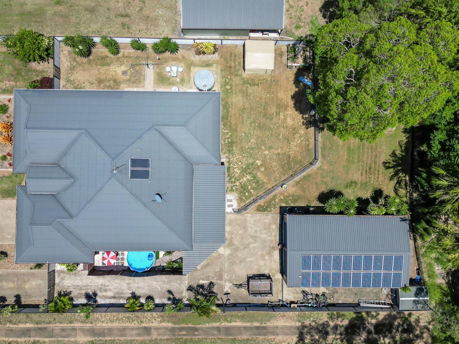 39 Regency Road Moore Park Beach QLD