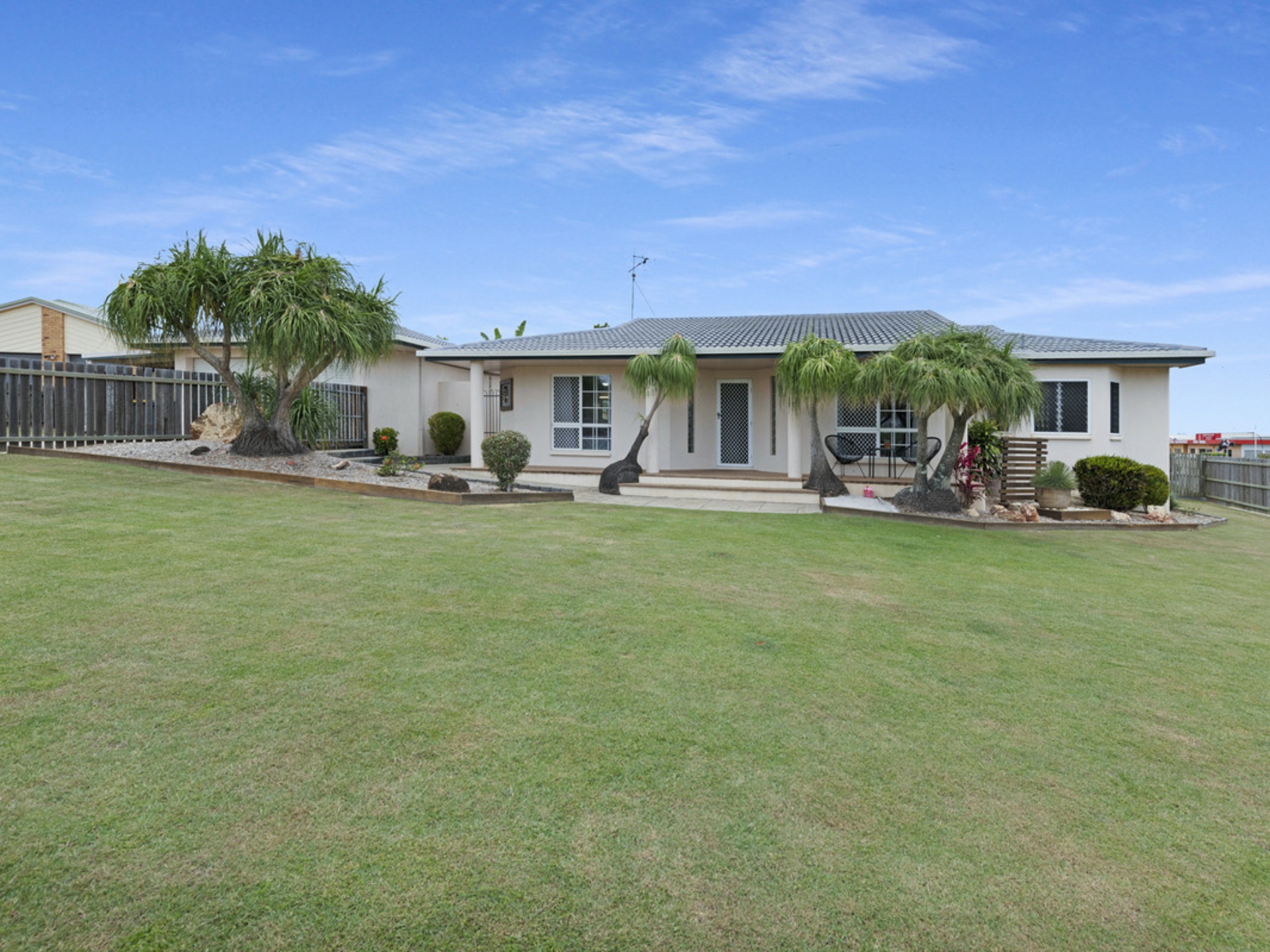 6 Whitehall Court Avoca QLD