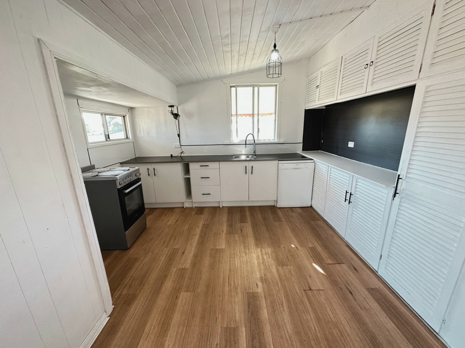 9 FE Walker Street, BUNDABERG SOUTH