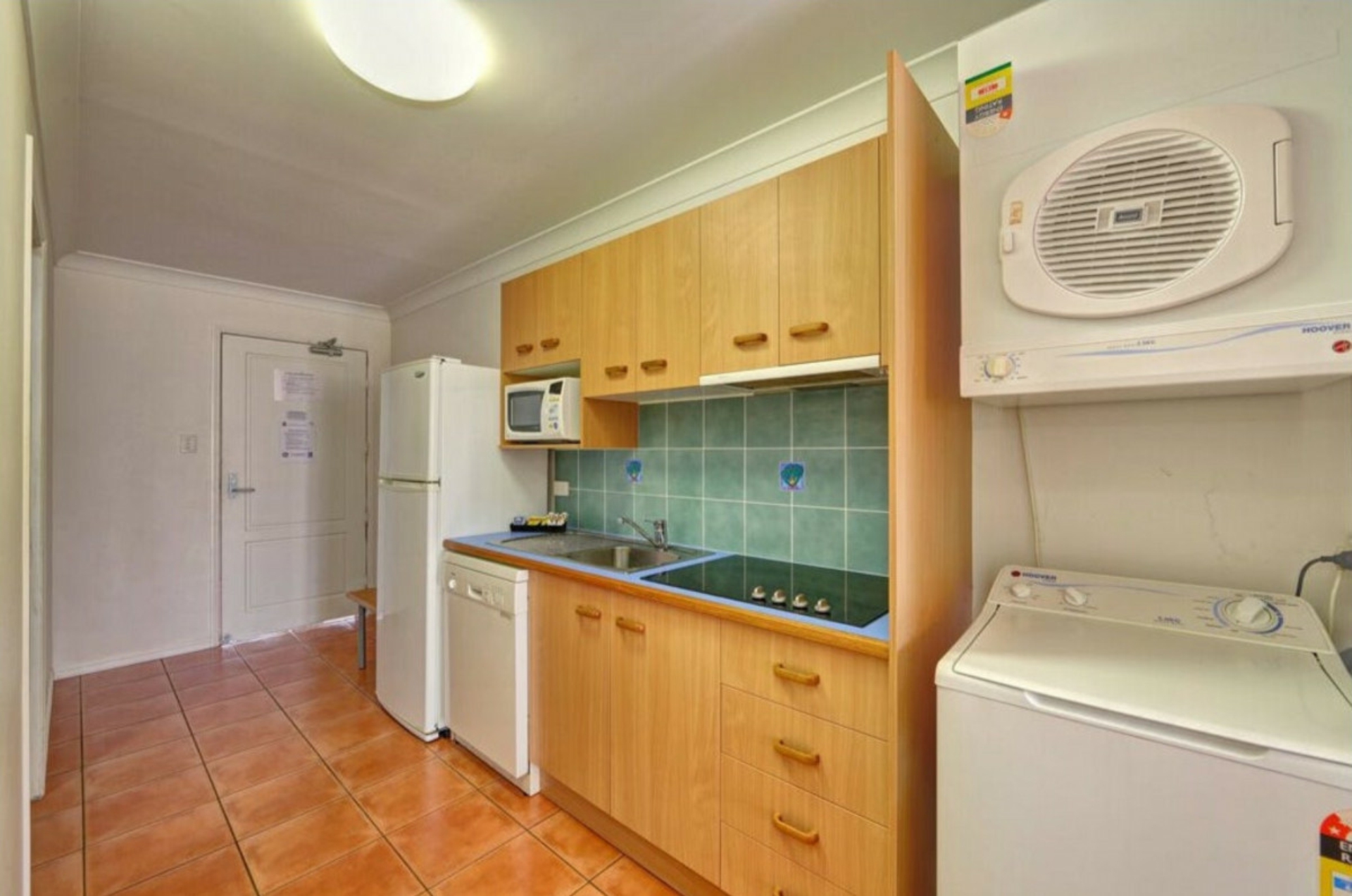 1/1 Pebble Beach Drive, CORAL COVE