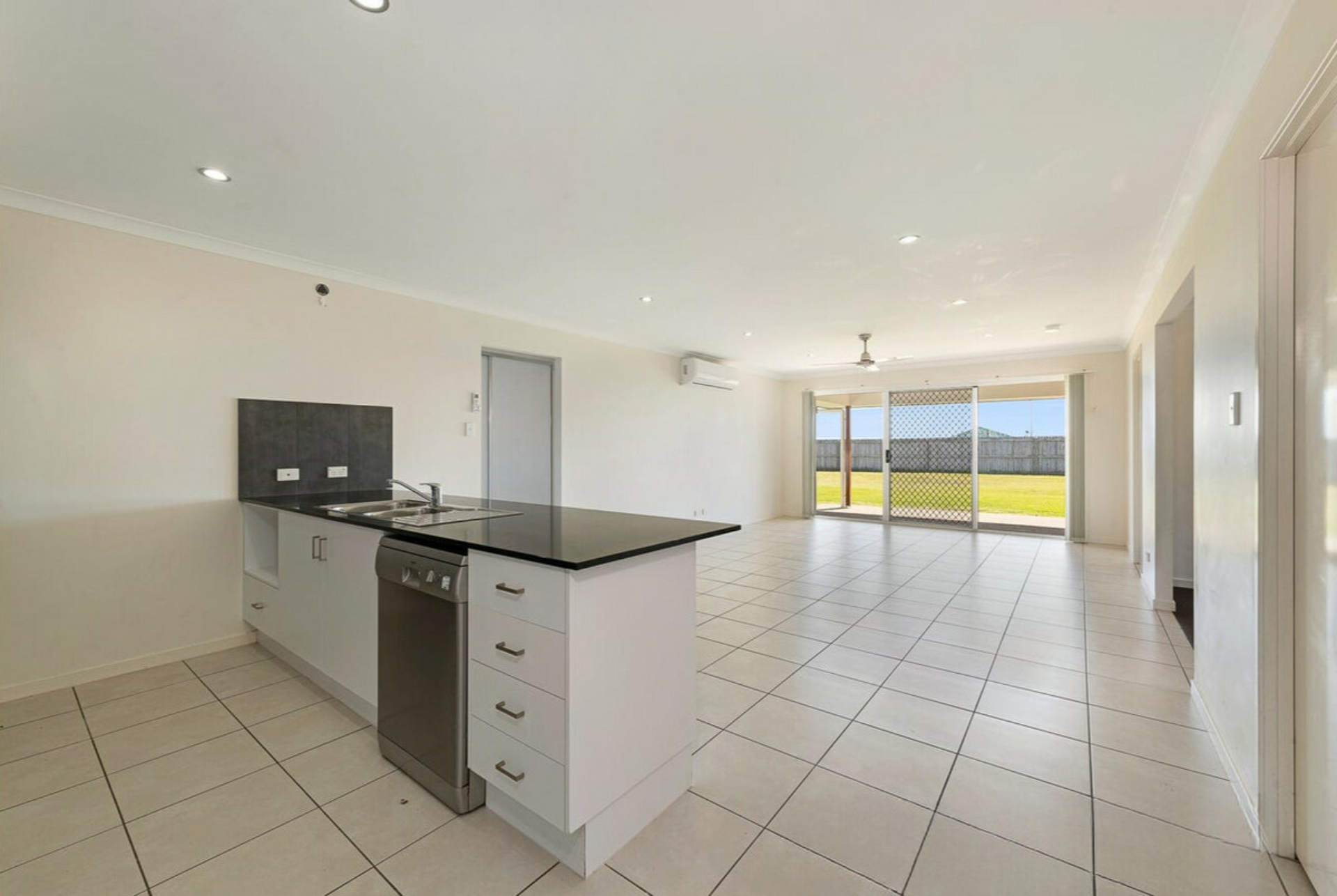 36 Firefly Street, BARGARA