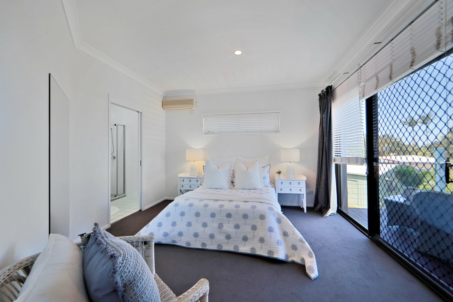 7 Majestic Place, CORAL COVE