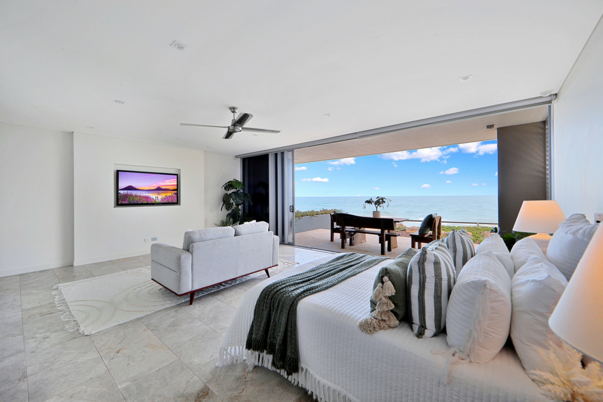 102/38 Miller Street, BARGARA