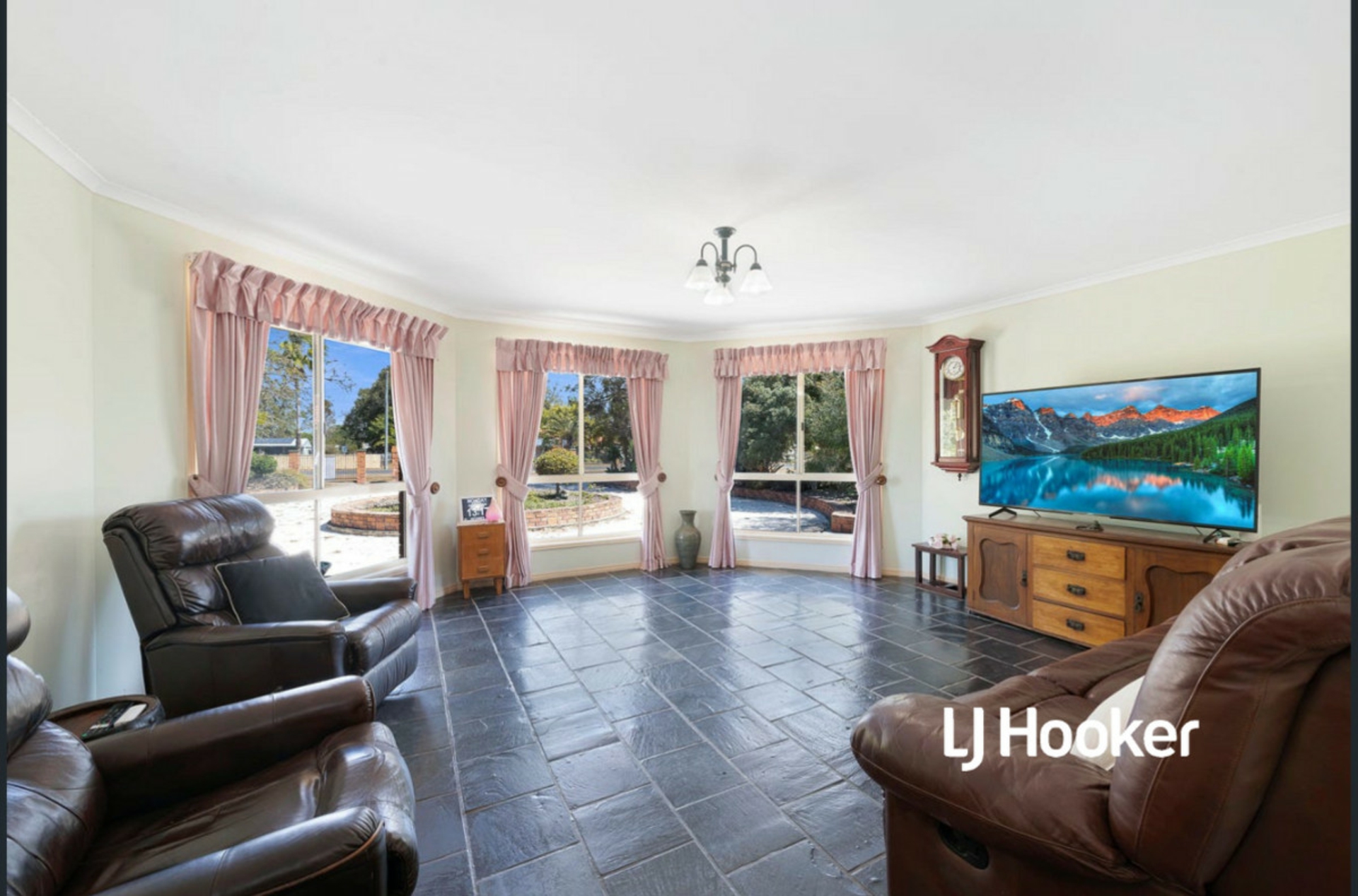 33 Davenport Drive, COONARR
