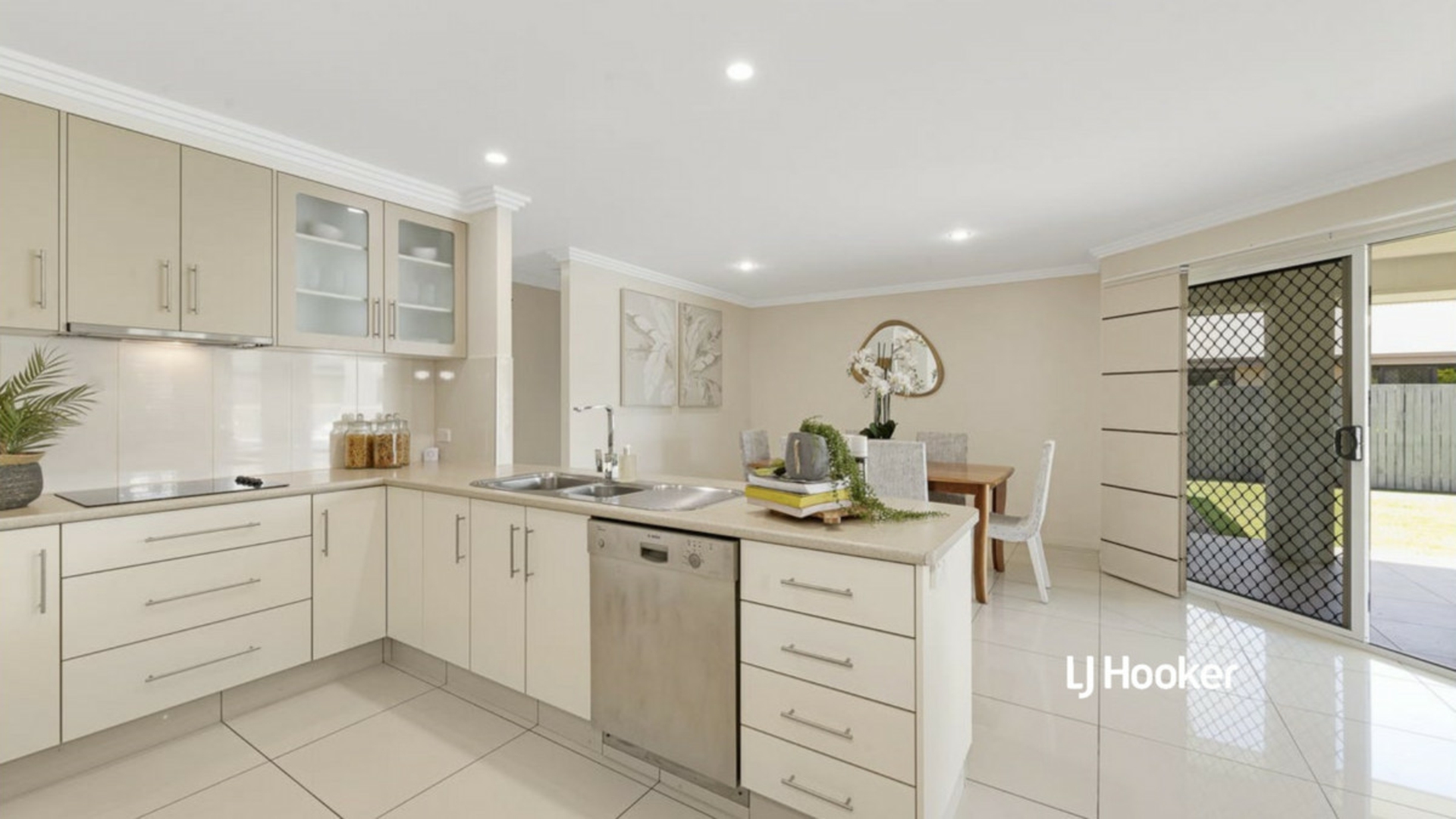 27 Garson Drive, BARGARA