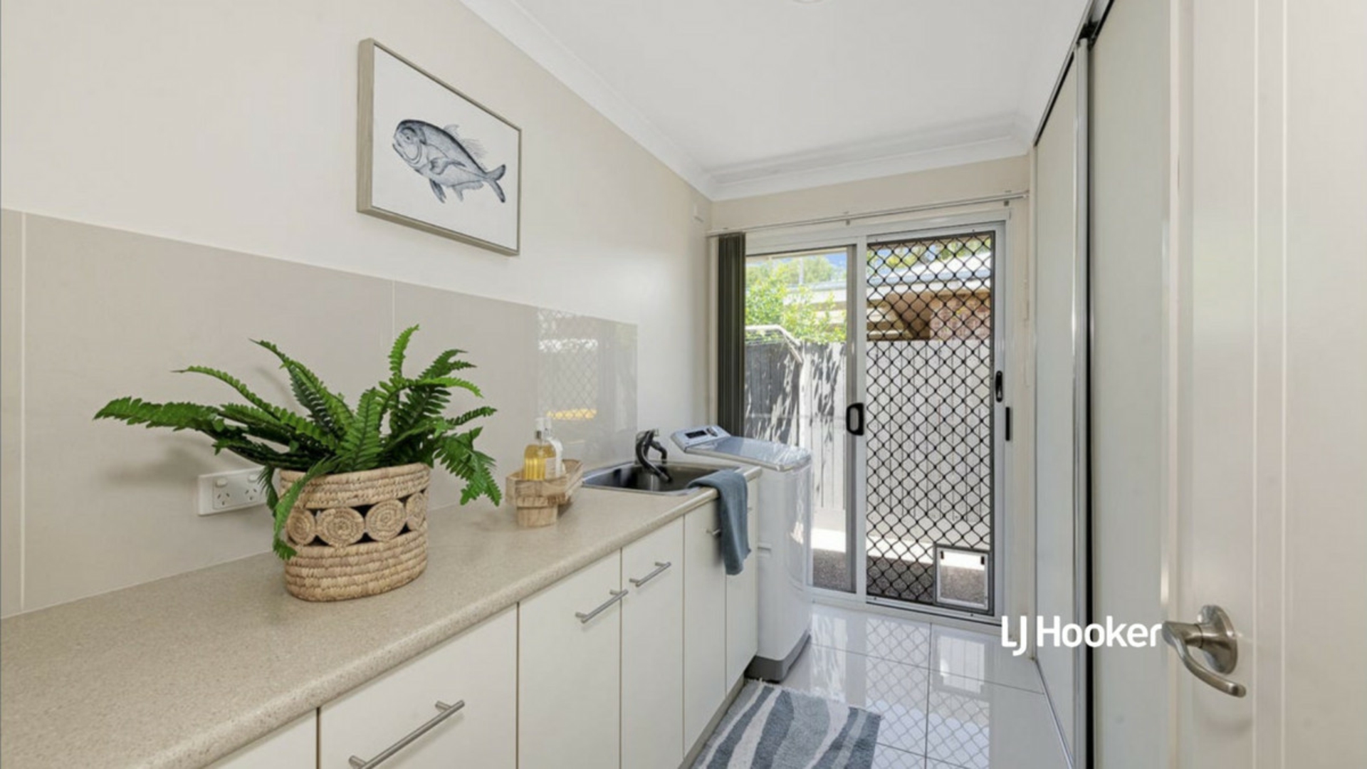 27 Garson Drive, BARGARA