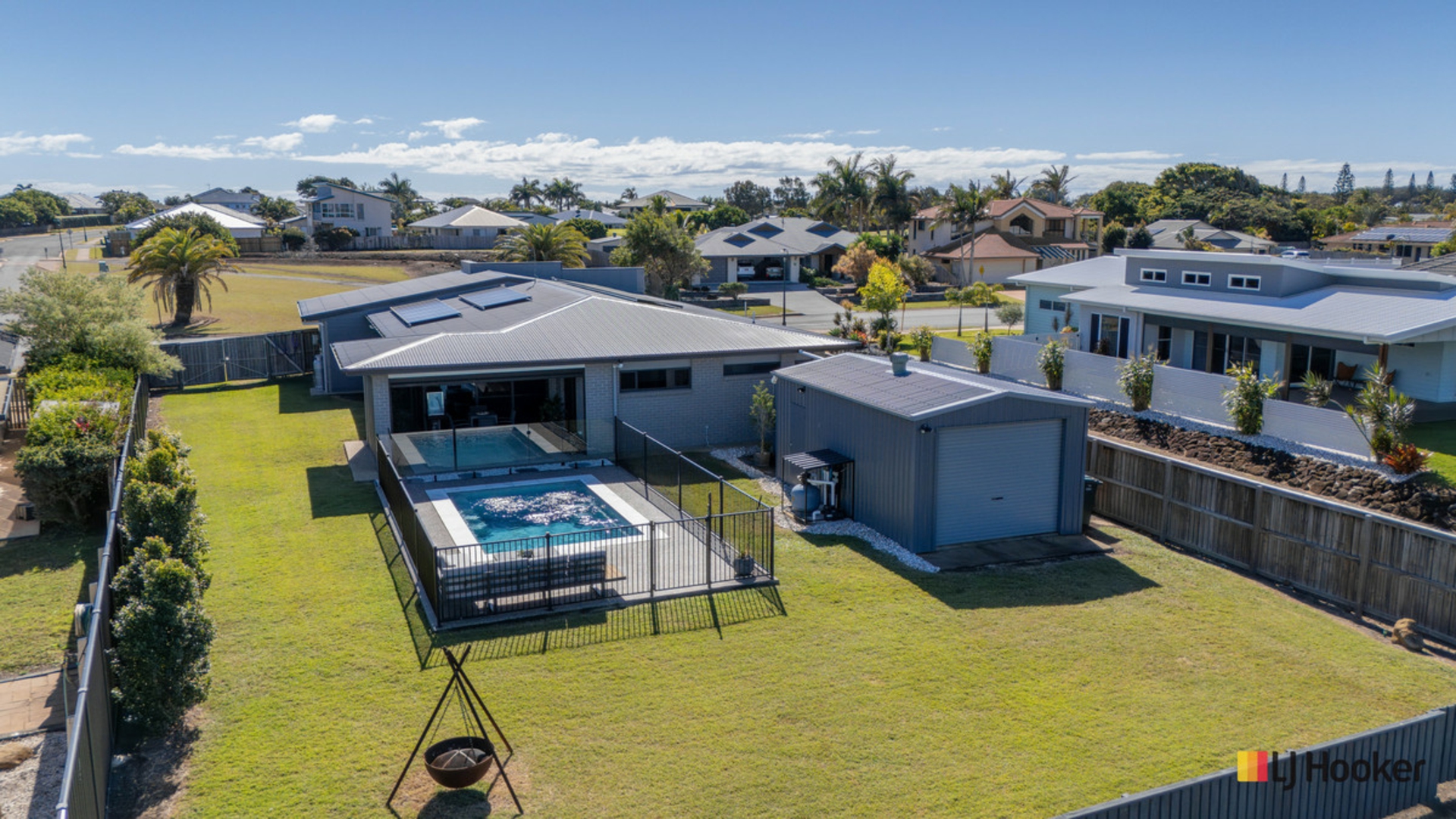 190 Barolin Esplanade, CORAL COVE