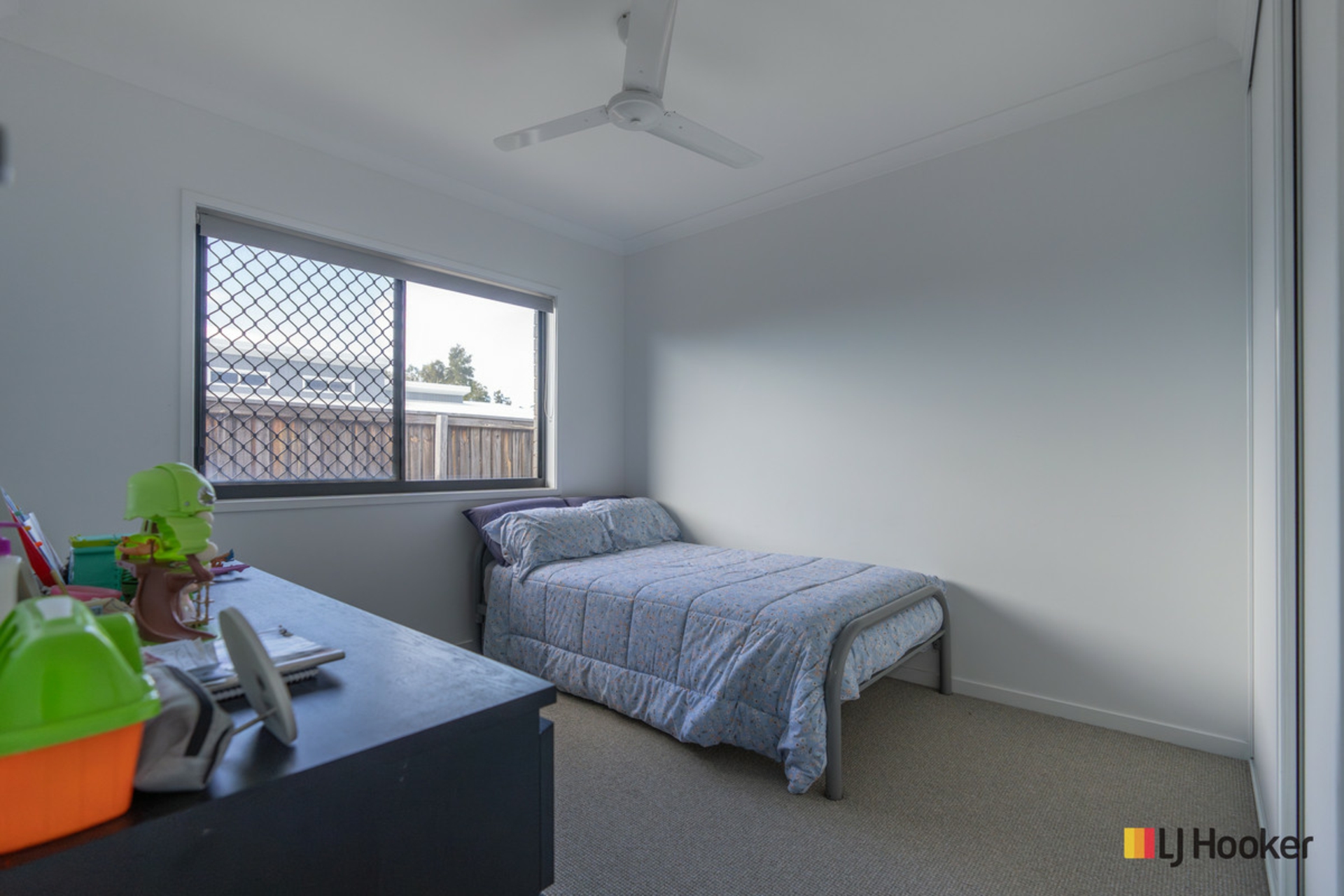 190 Barolin Esplanade, CORAL COVE
