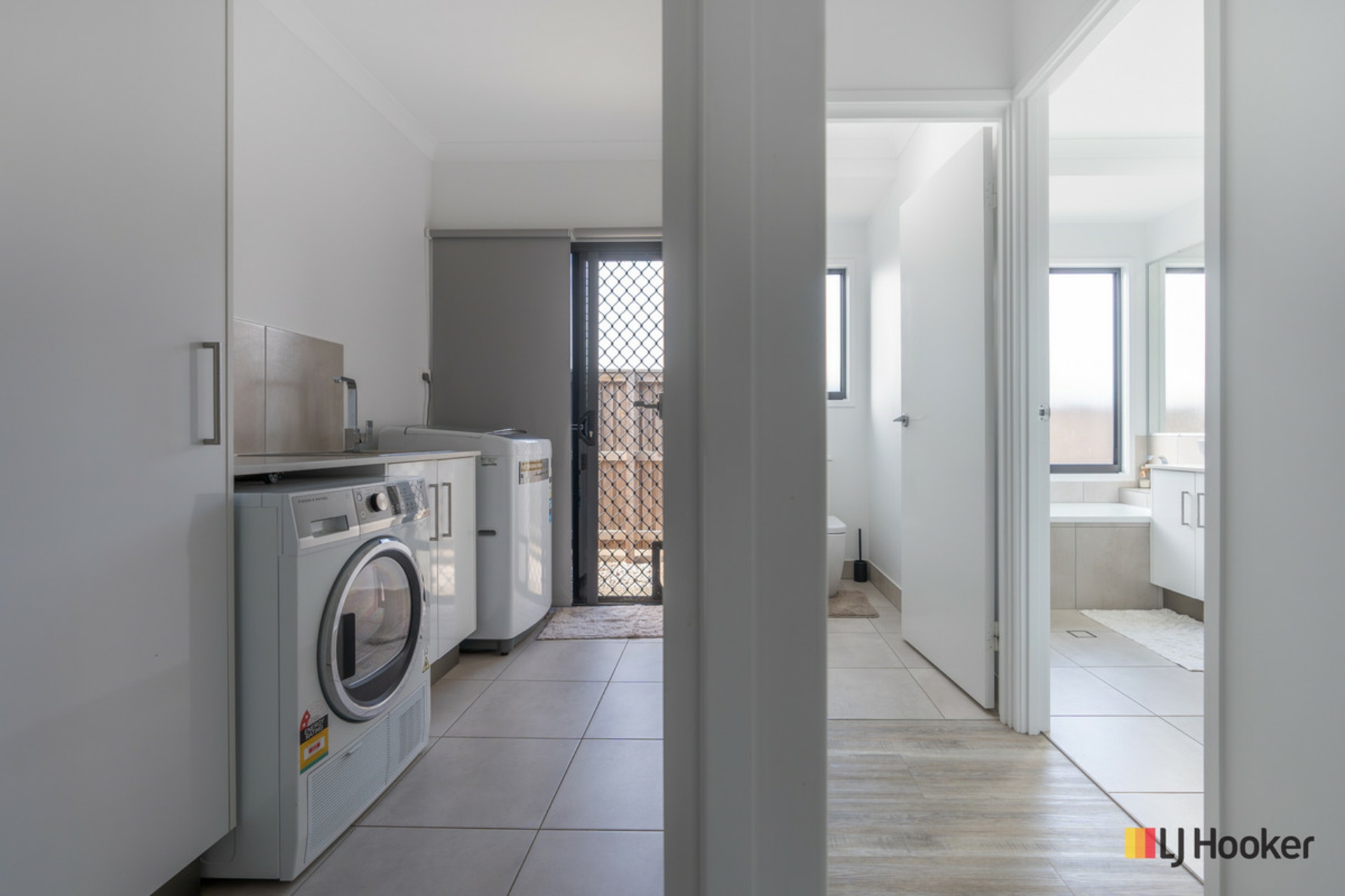 190 Barolin Esplanade, CORAL COVE