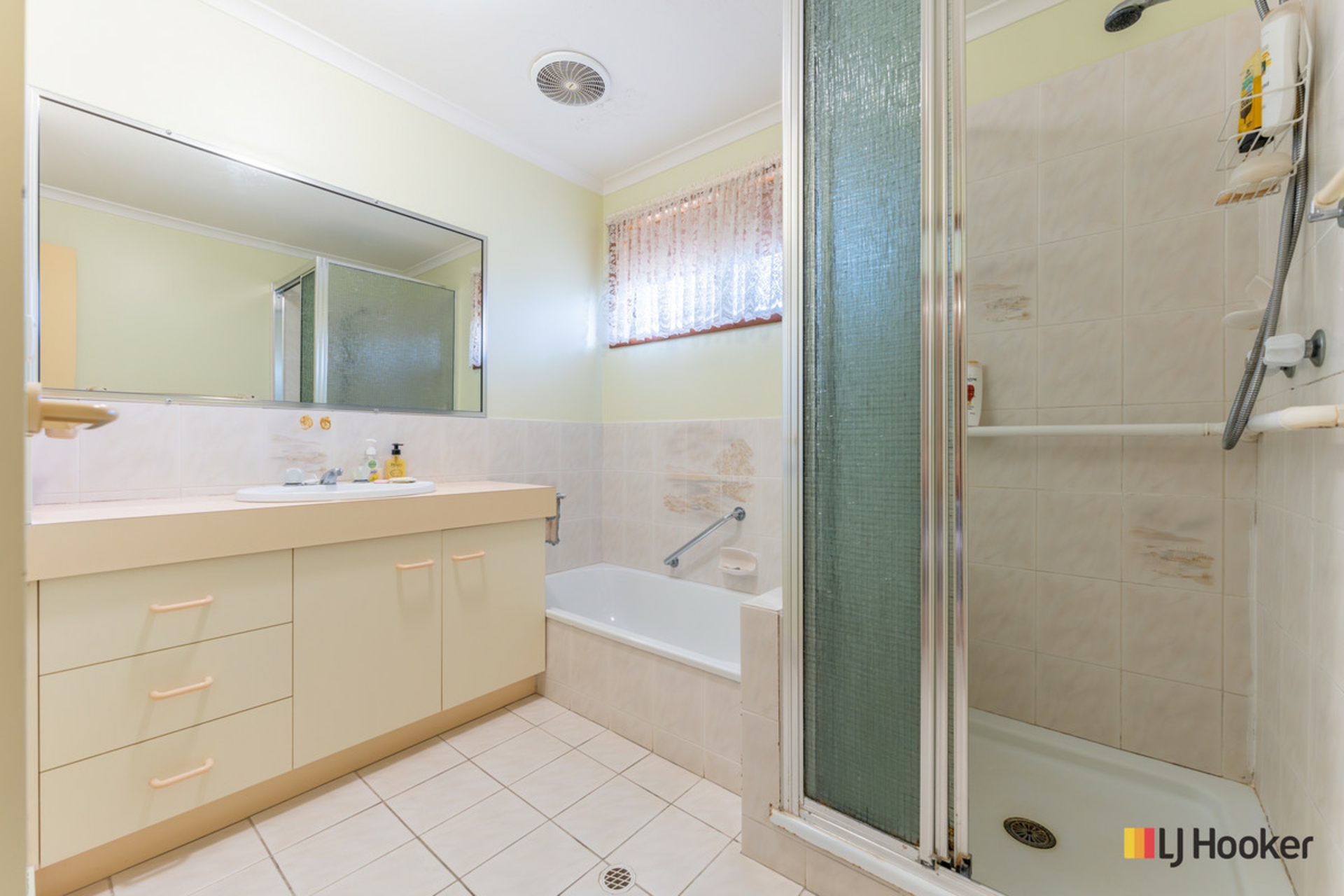 1A McNamara Street, AVENELL HEIGHTS