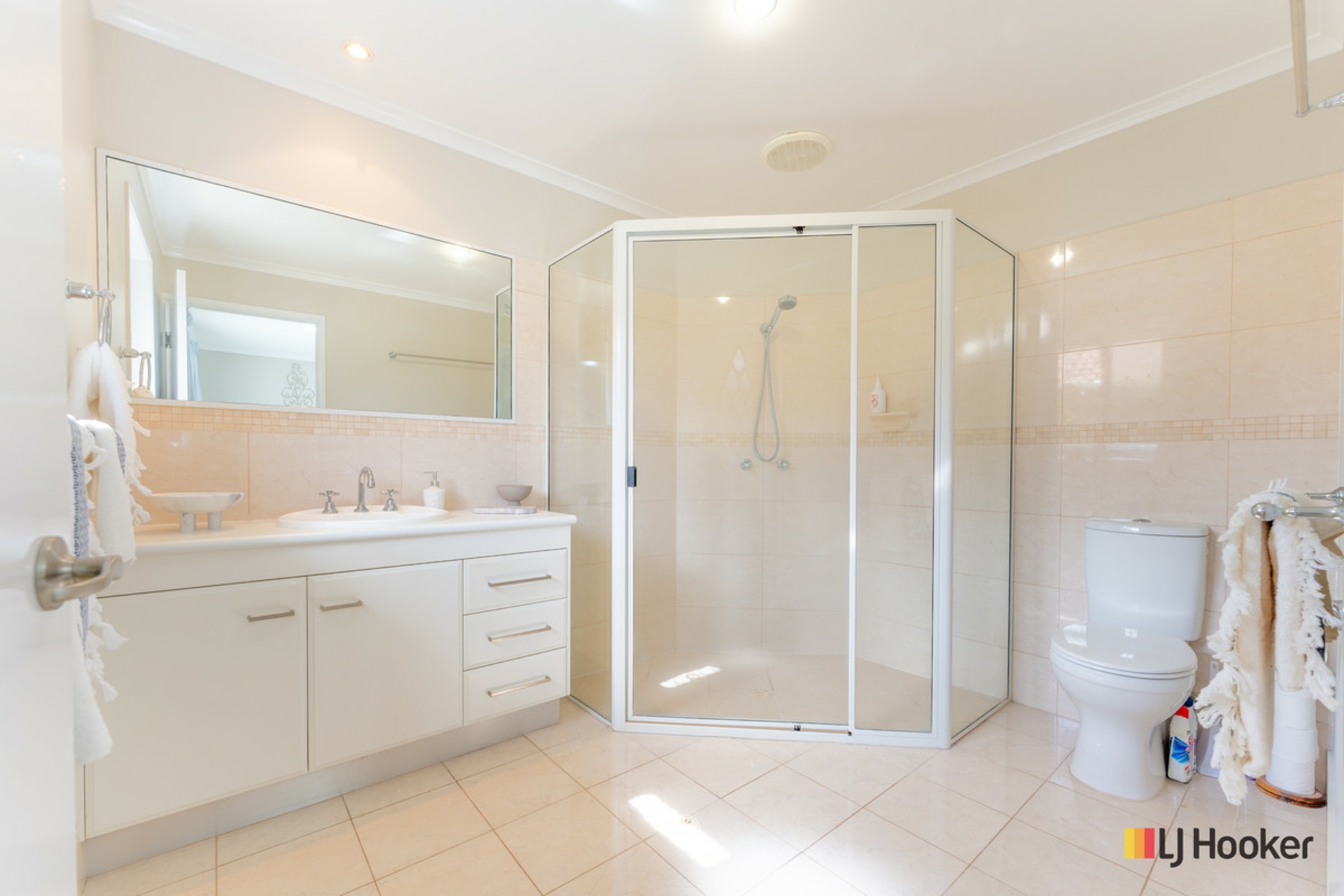 8 Inspiration Court, AVOCA