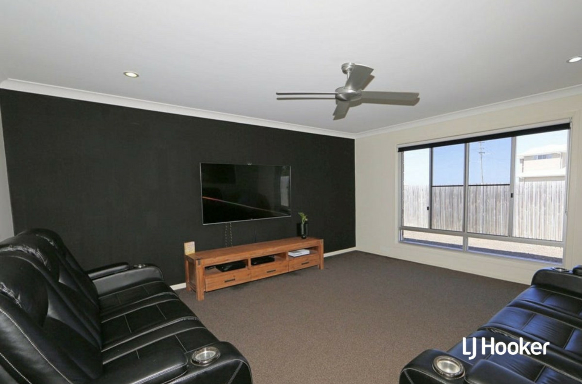 16 Logan Road, INNES PARK