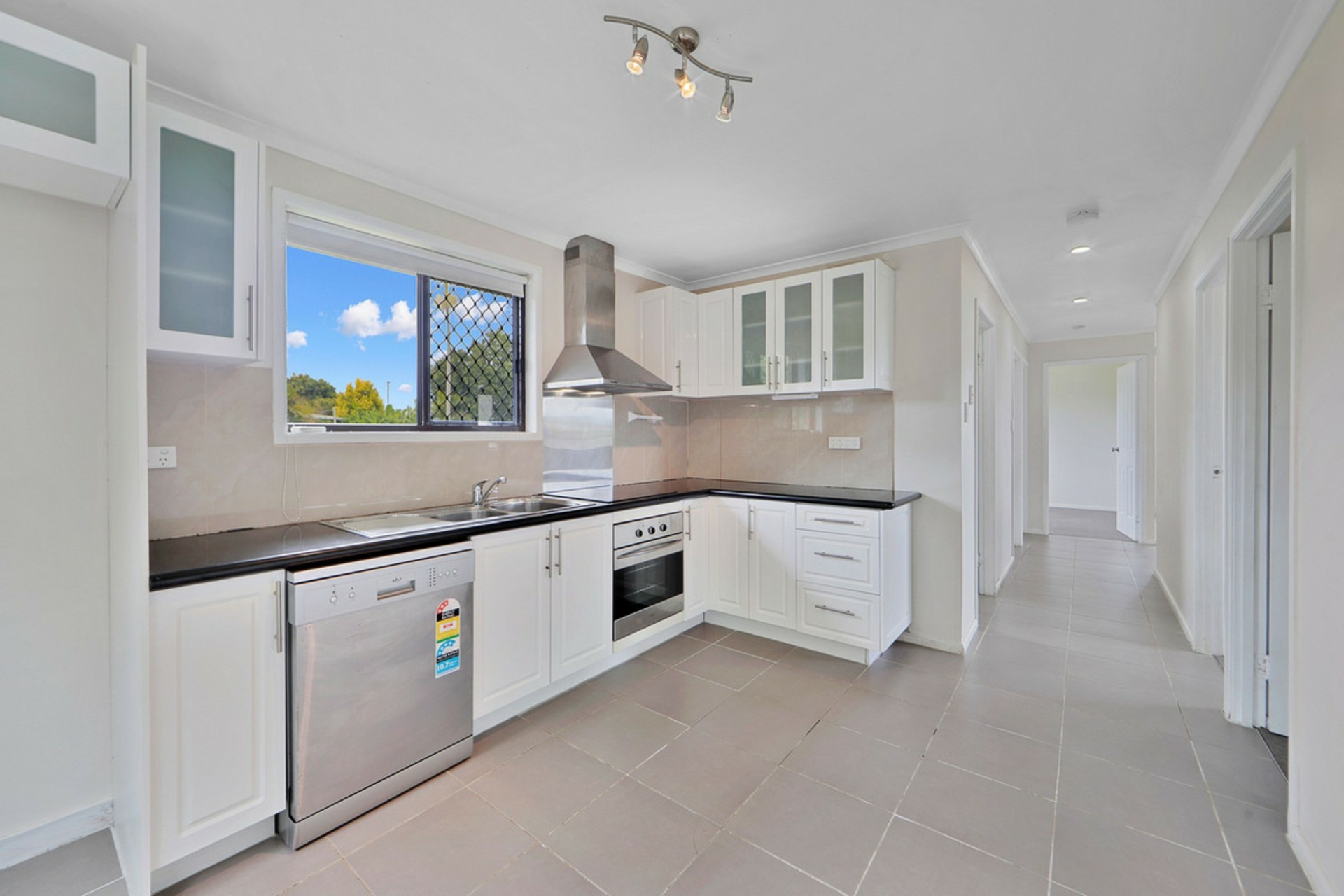 83 Kinch Street, BURNETT HEADS