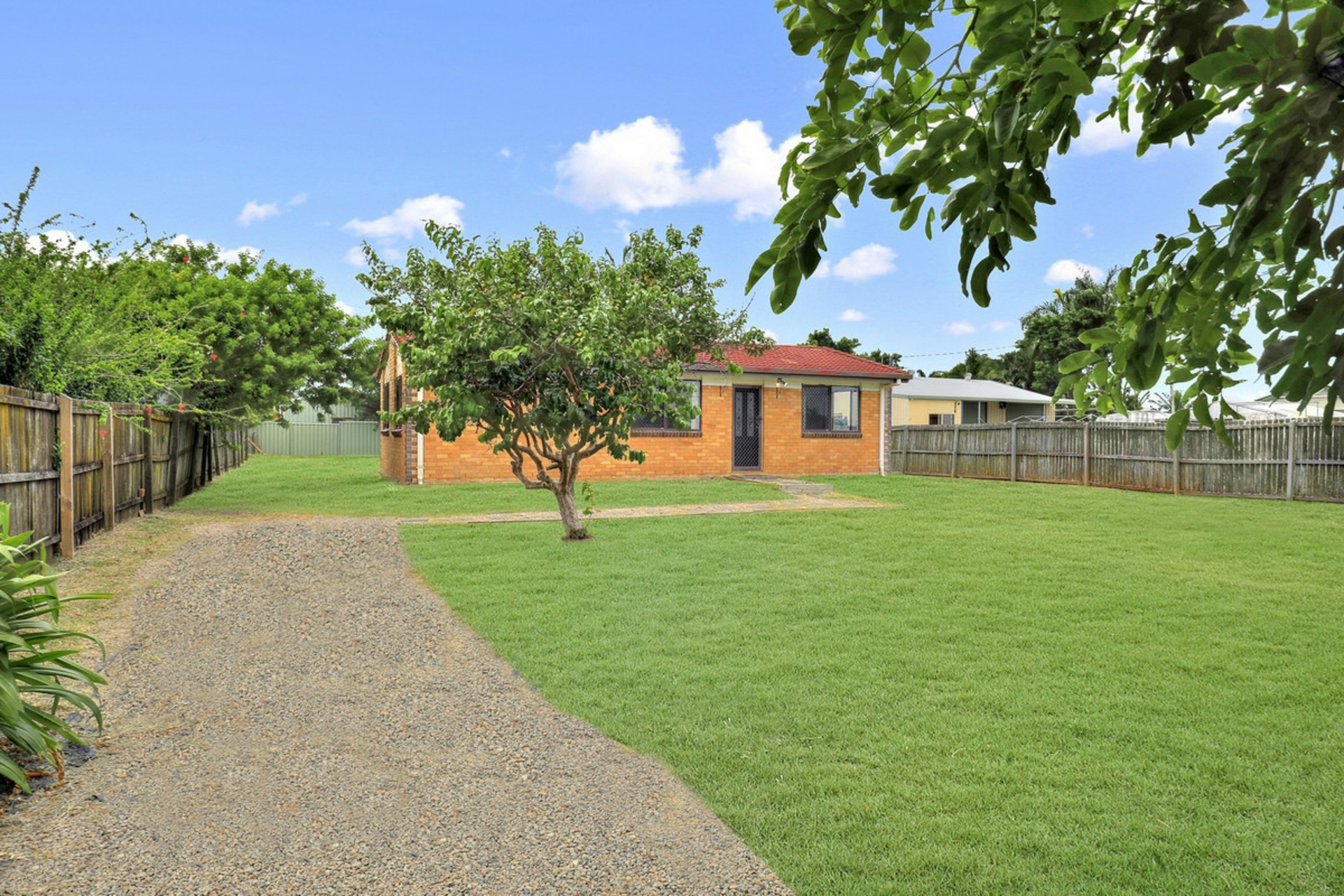 83 Kinch Street, BURNETT HEADS