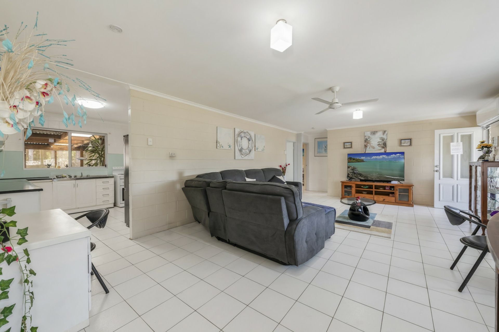 1 Orchid Drive, MOORE PARK BEACH