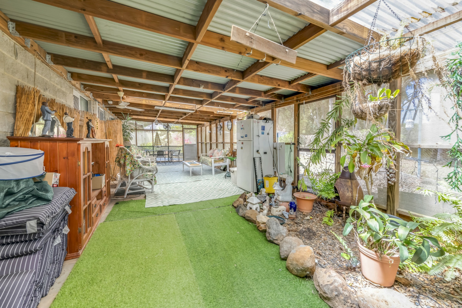 1 Orchid Drive, MOORE PARK BEACH