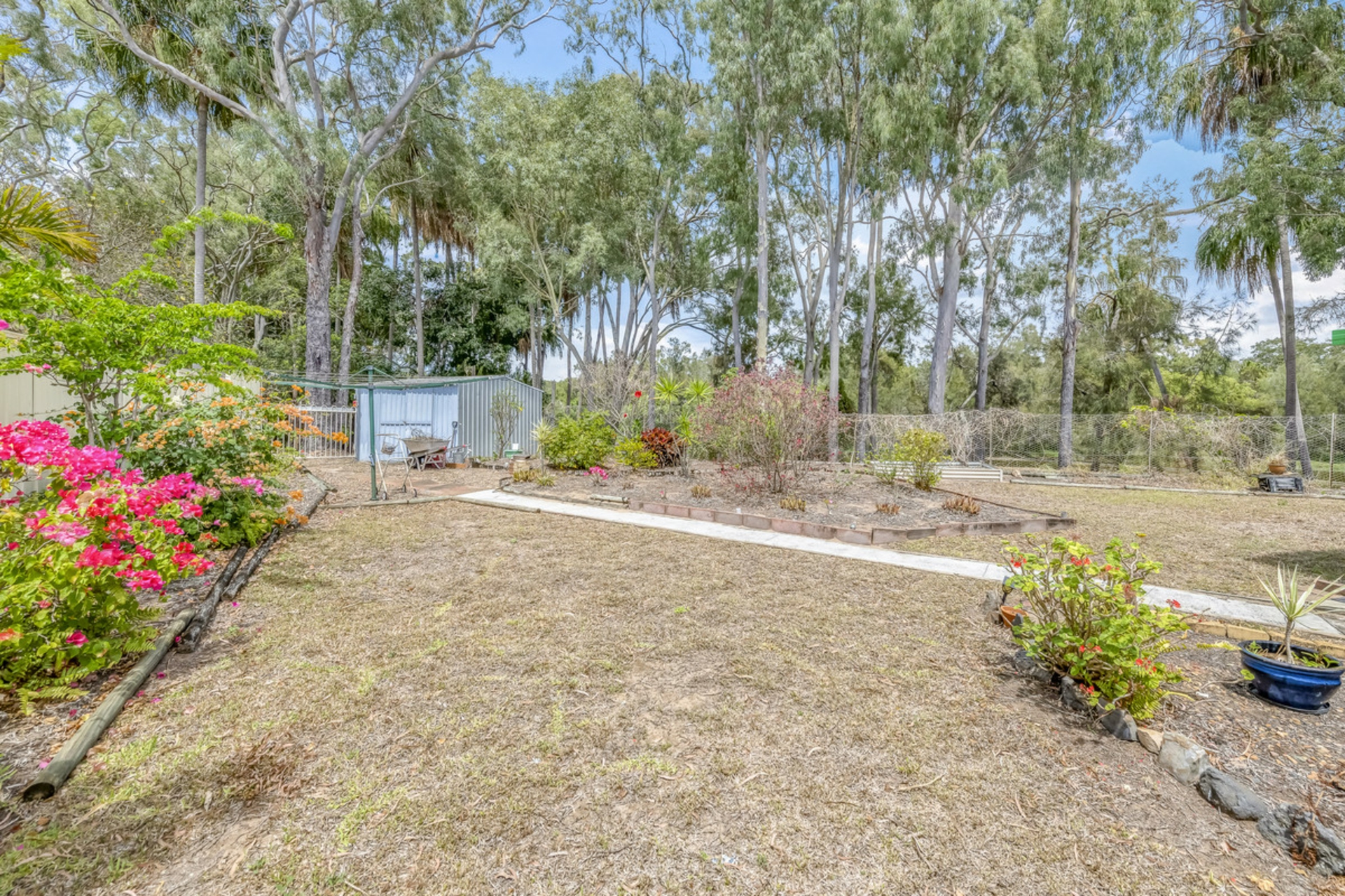 1 Orchid Drive, MOORE PARK BEACH