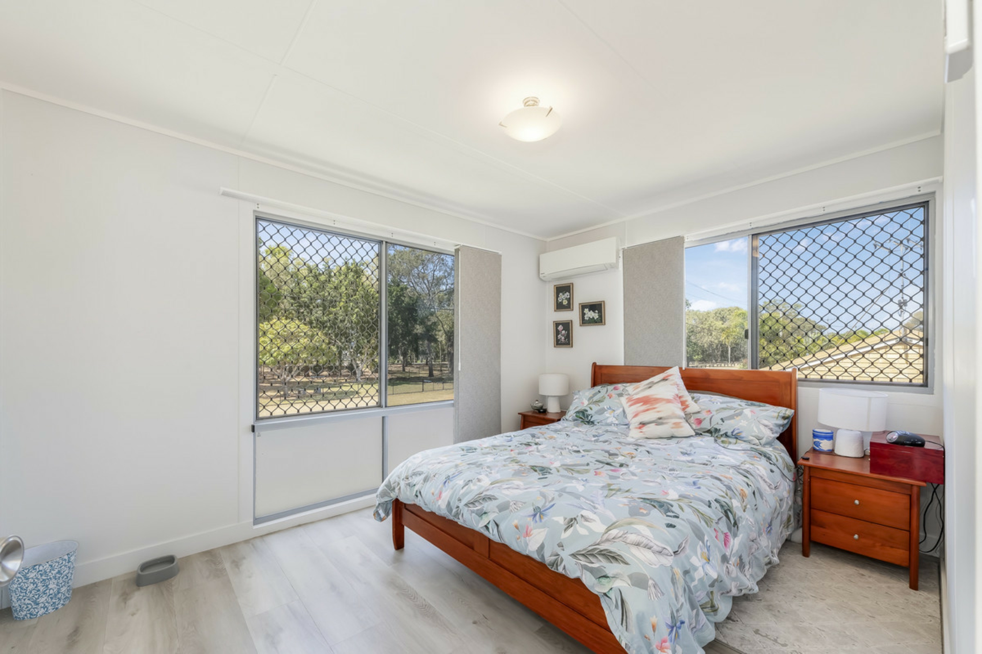 19 Club Avenue,, MOORE PARK BEACH
