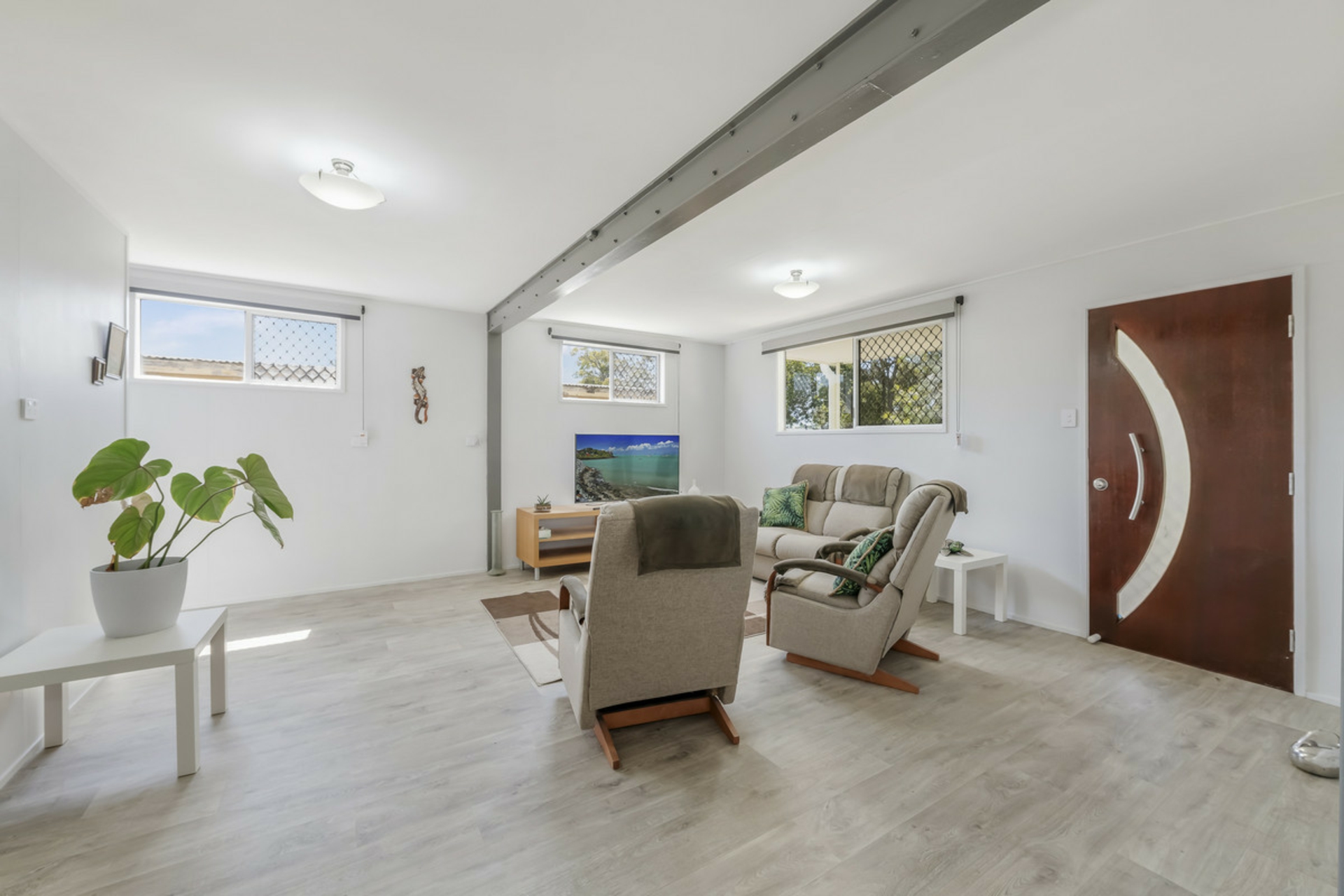 19 Club Avenue,, MOORE PARK BEACH