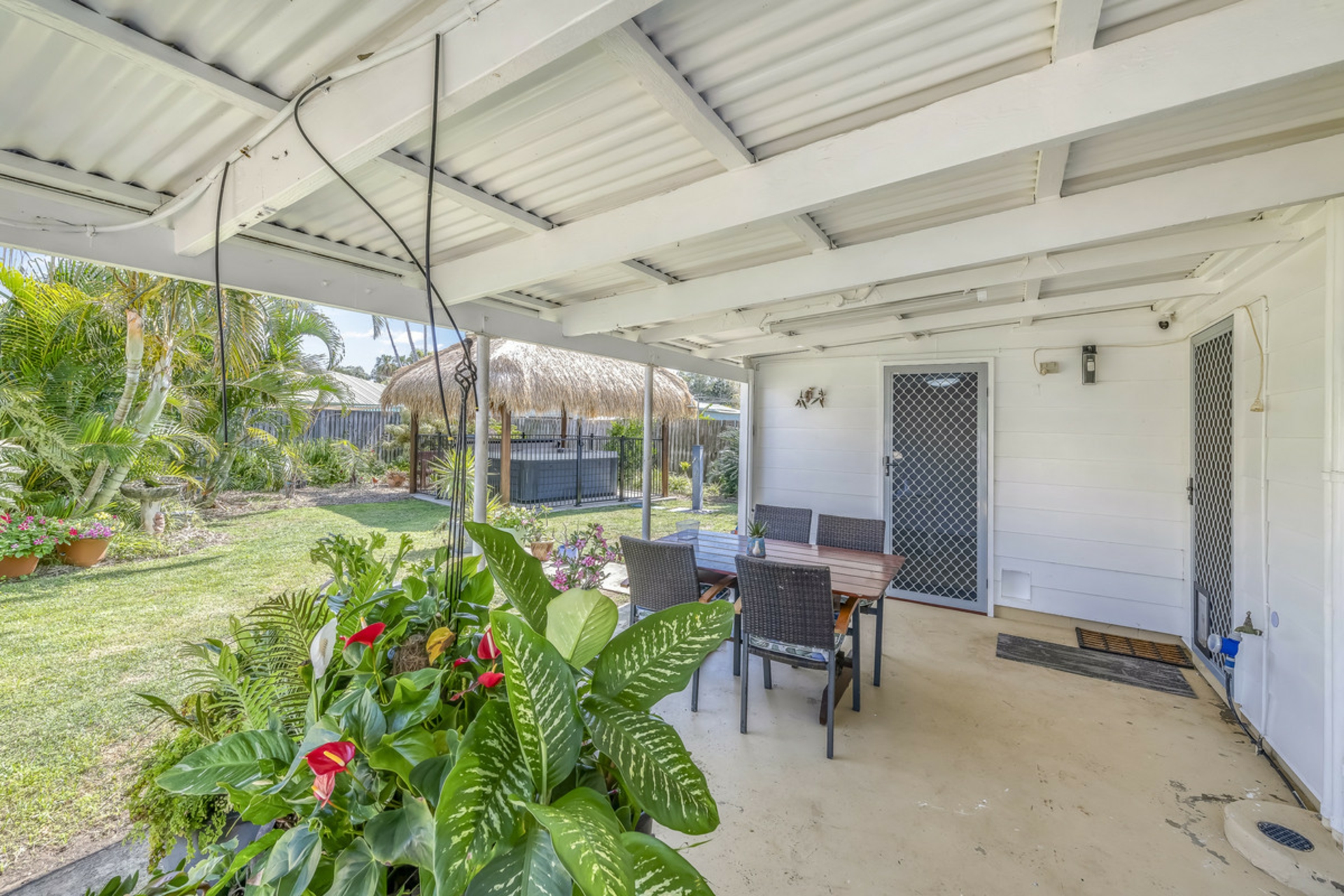 19 Club Avenue,, MOORE PARK BEACH