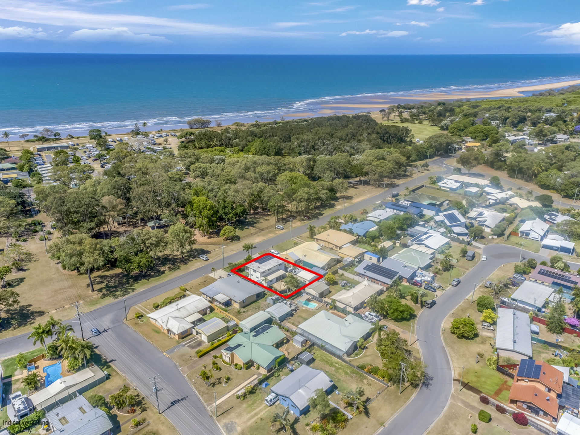 19 Club Avenue,, MOORE PARK BEACH