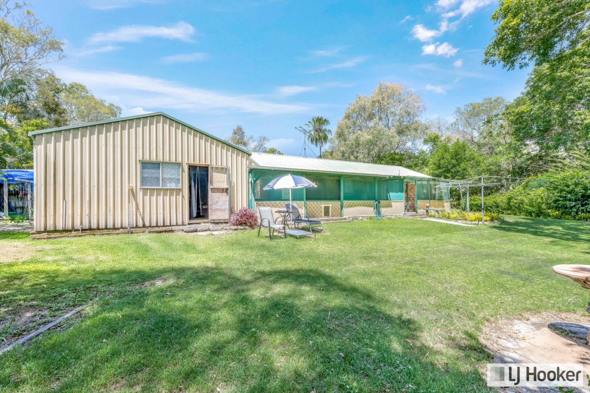 9 Plum Tree Crescent, MOORE PARK BEACH