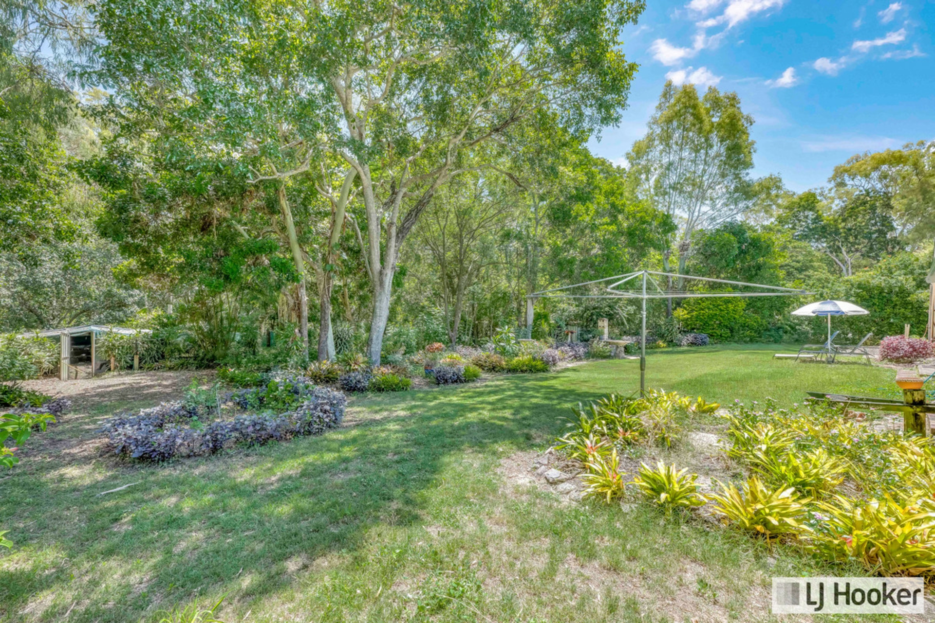 9 Plum Tree Crescent, MOORE PARK BEACH