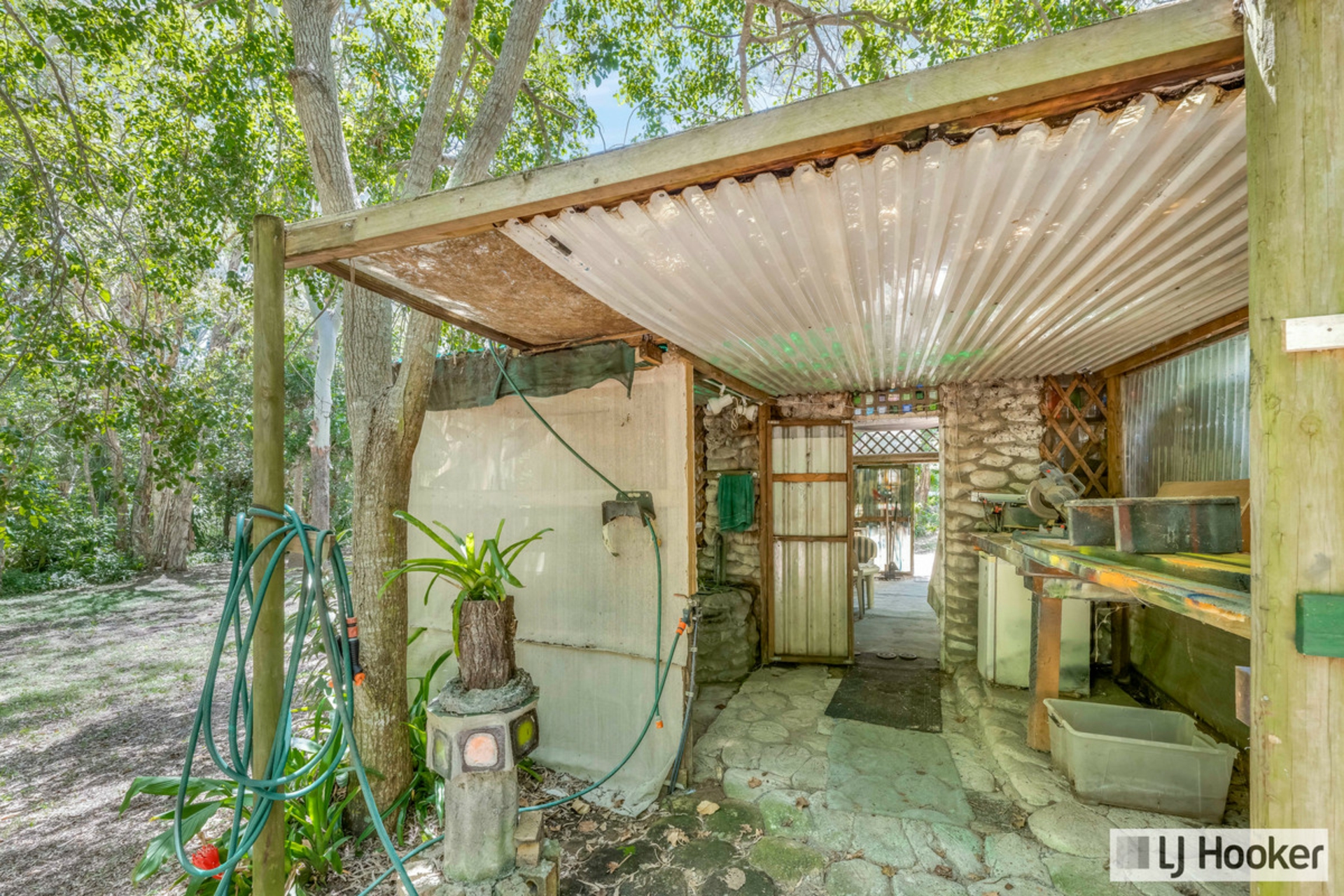 9 Plum Tree Crescent, MOORE PARK BEACH