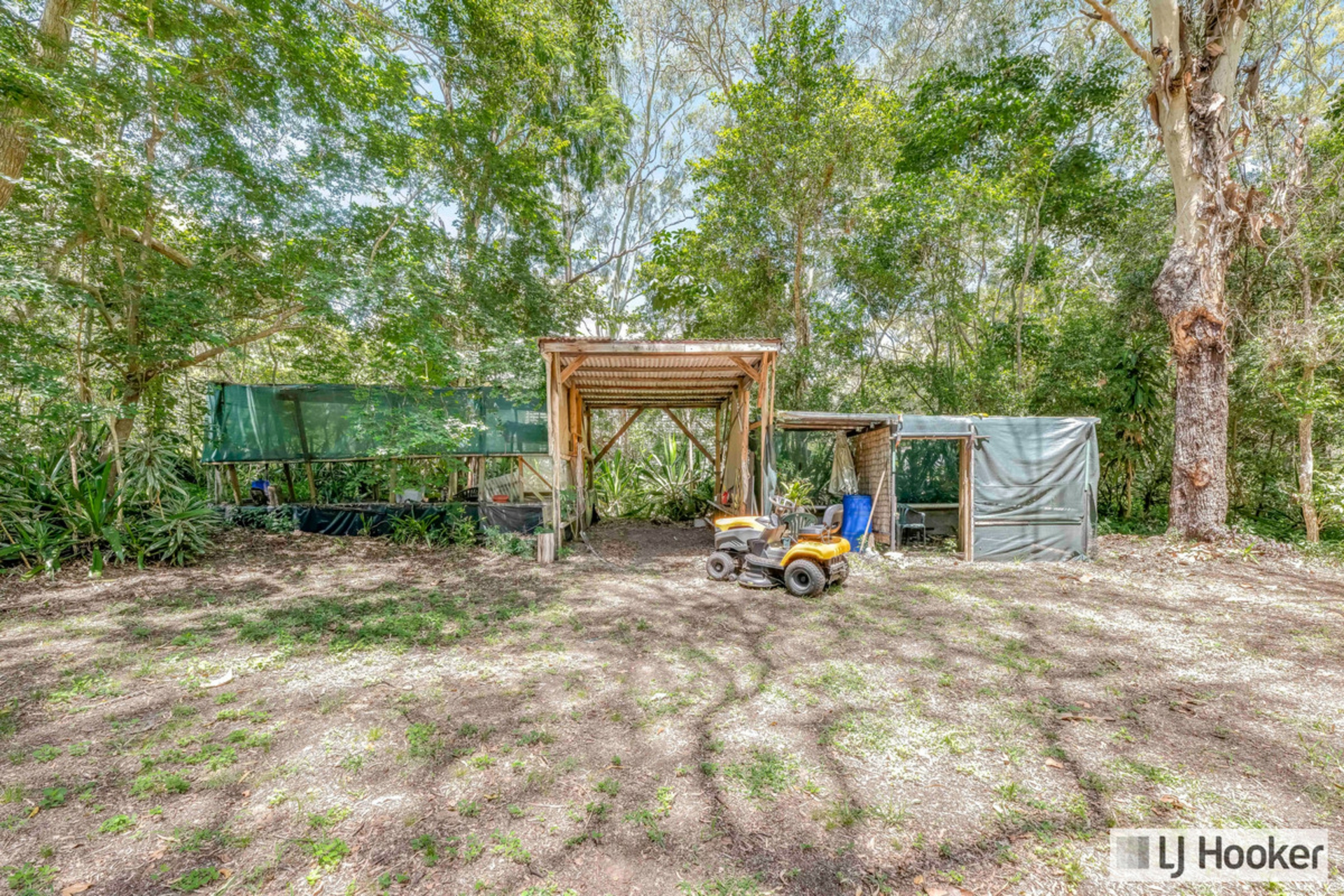 9 Plum Tree Crescent, MOORE PARK BEACH