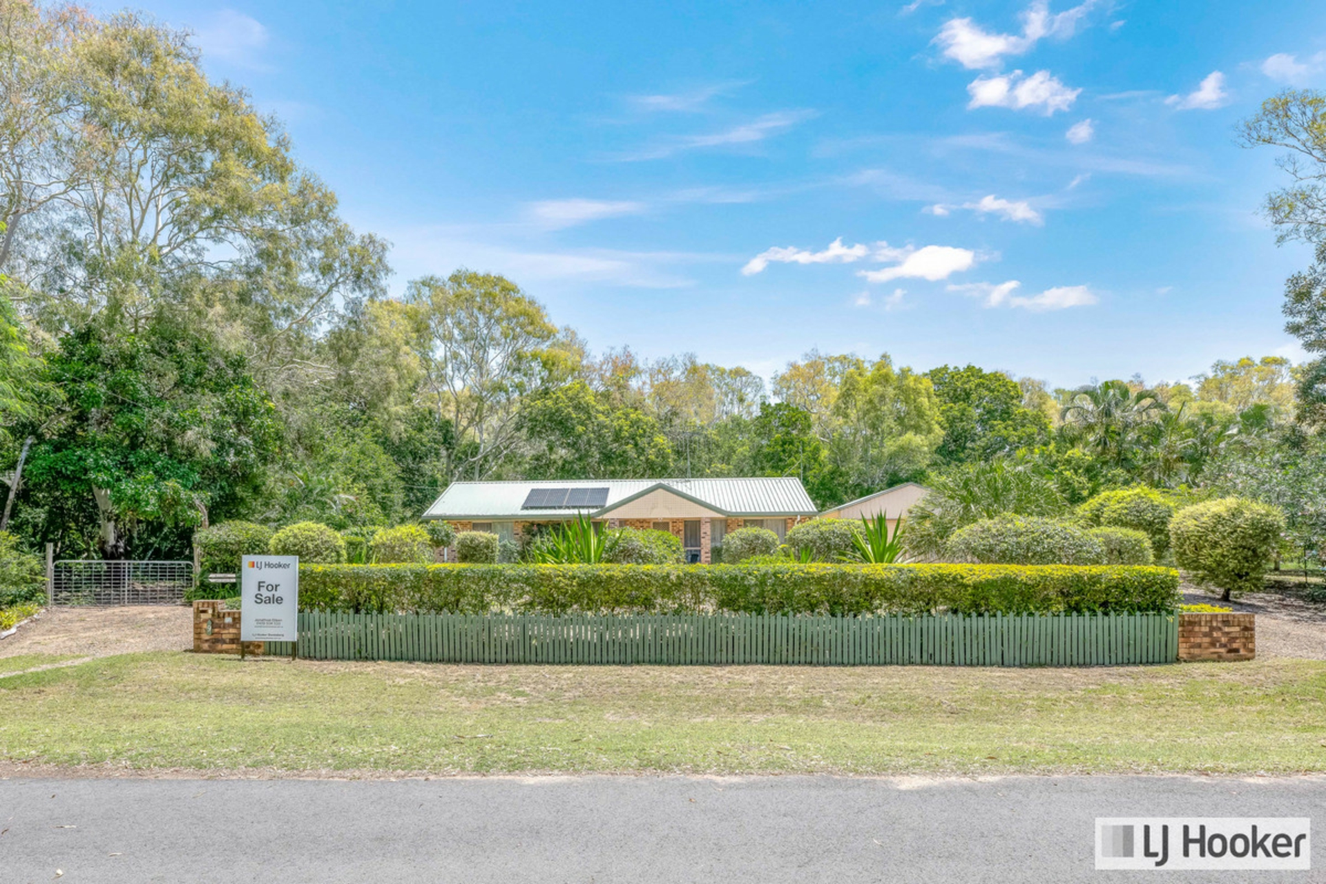 9 Plum Tree Crescent, MOORE PARK BEACH